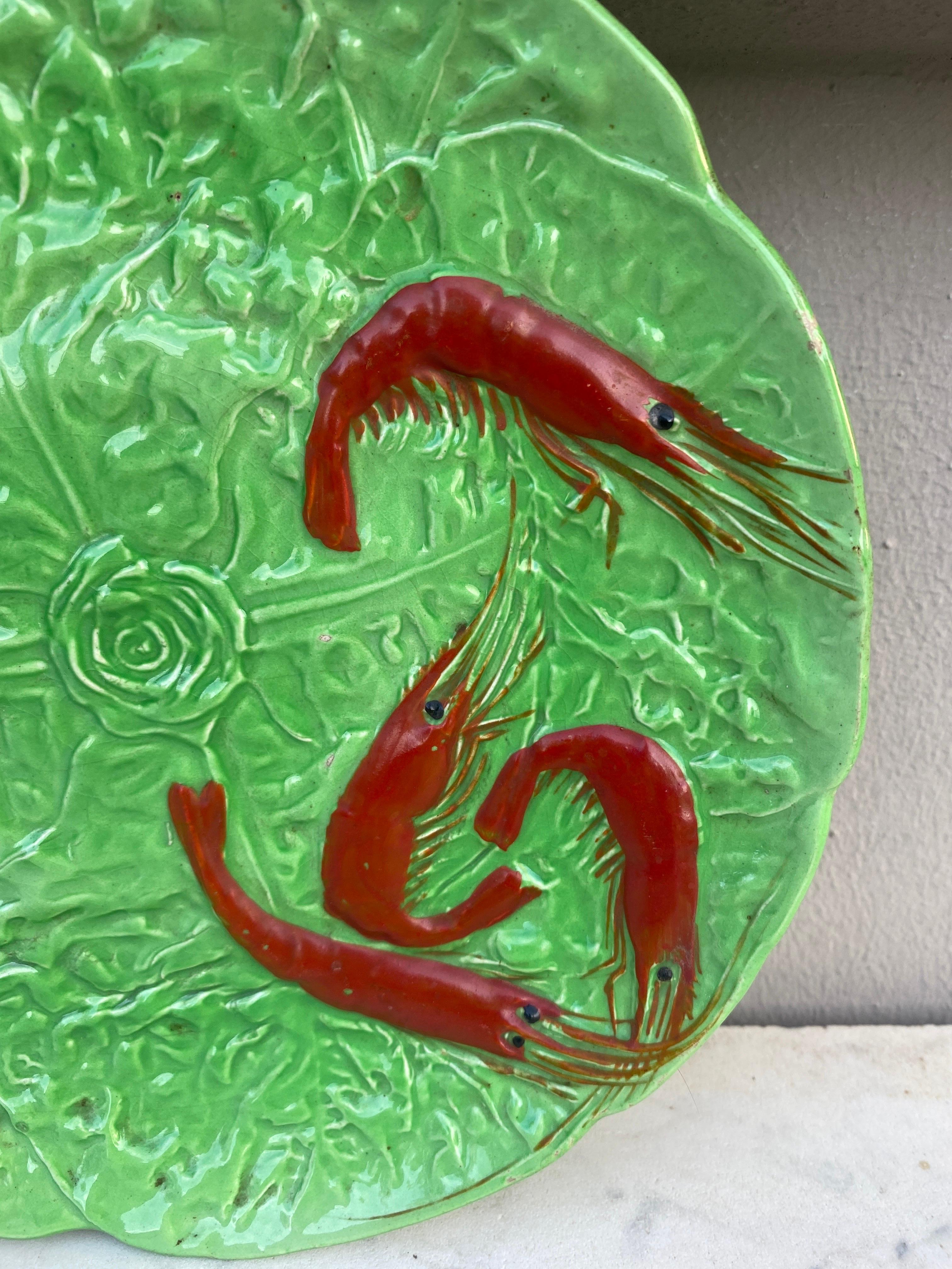 French Majolica Shrimp Plate Choisy Le Roi Circa 1930 In Good Condition For Sale In Austin, TX