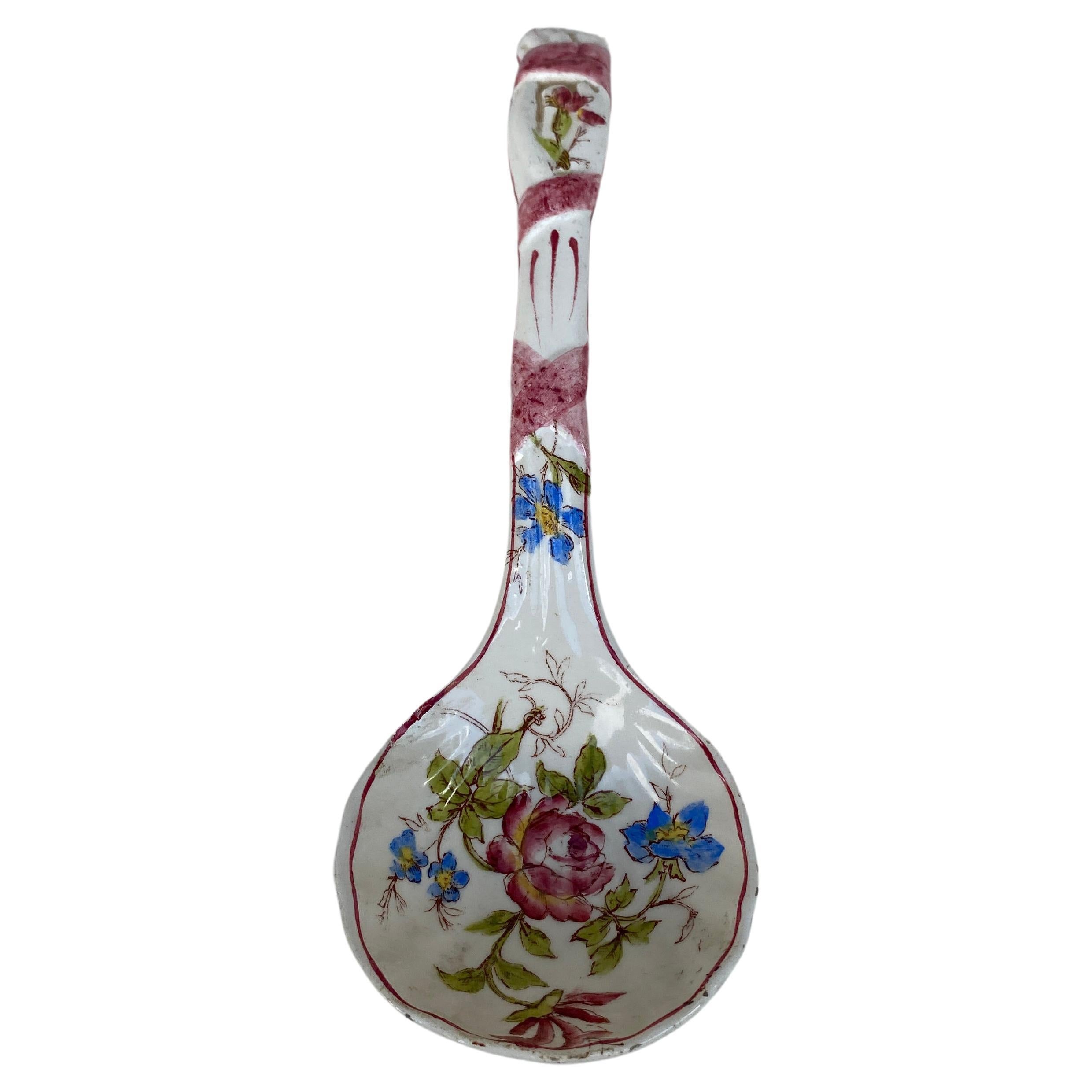 French Majolica Spoon Longchamp Circa 1890 In Good Condition For Sale In Austin, TX