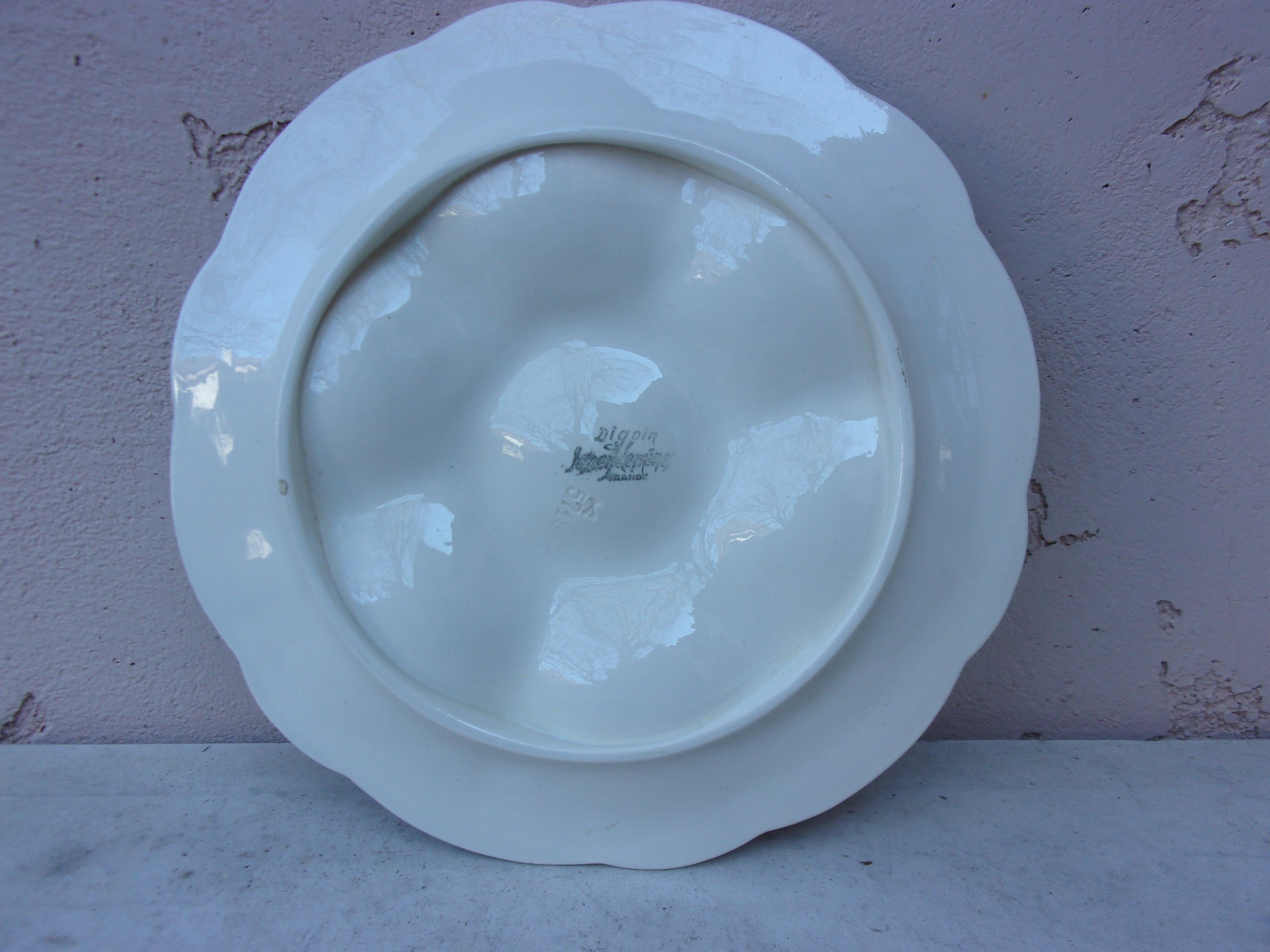 Inizio XX secolo Piatto ostrica francese in maiolica Digoin & Sarreguemines Circa 1920 in vendita
