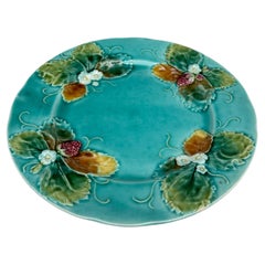 French Majolica Strawberries Plate Luneville, circa 1880
