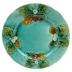 French Majolica Strawberries Plate Luneville, circa 1880
