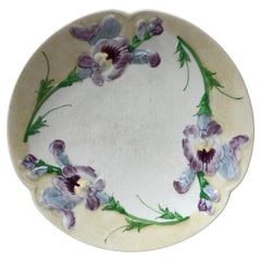 French Majolica Sweet Peas Plate Choisy le Roi, circa 1880