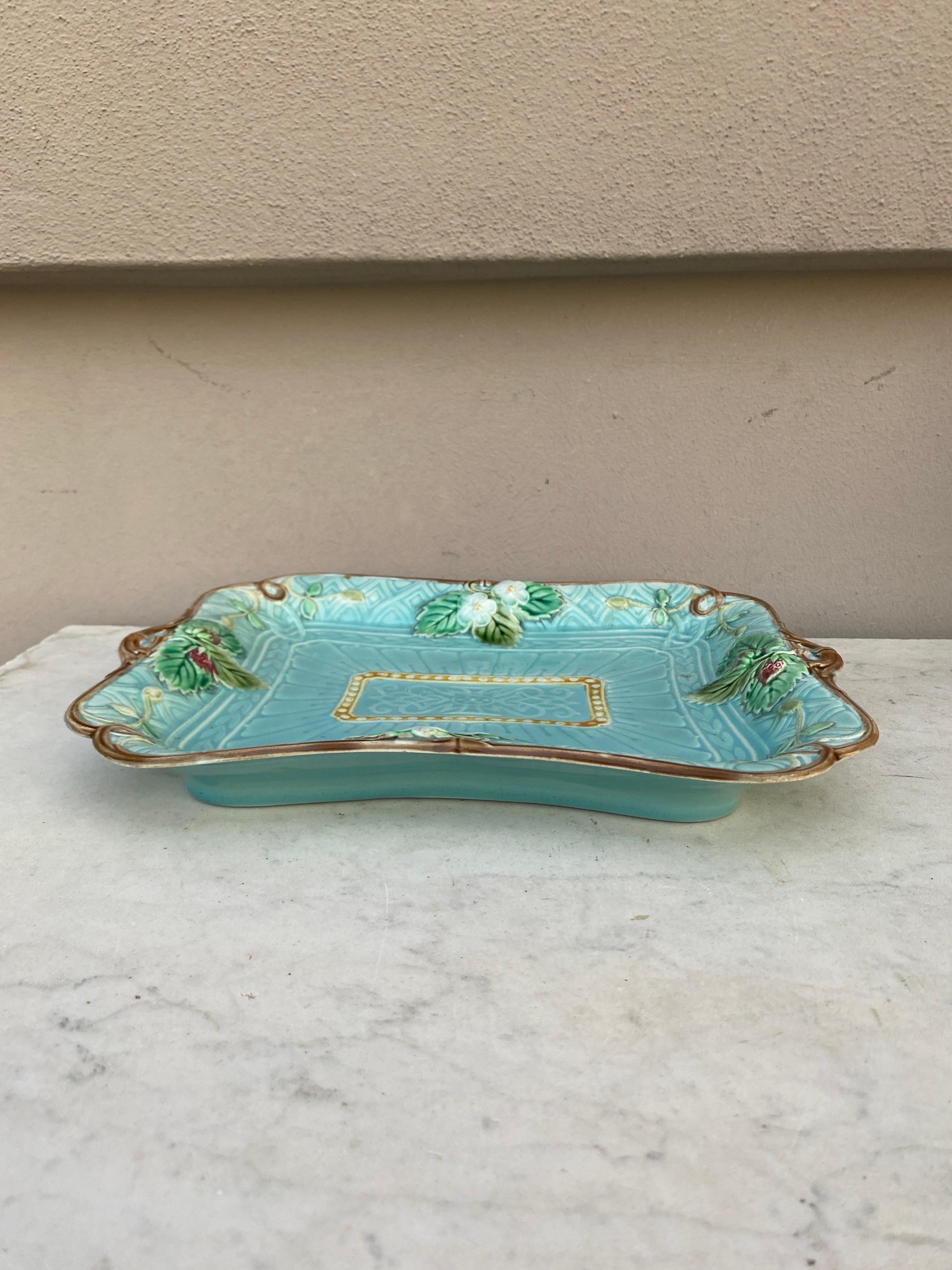 French Majolica Turquoise Strawberry Platter Sarreguemines, circa 1870 In Good Condition In Austin, TX