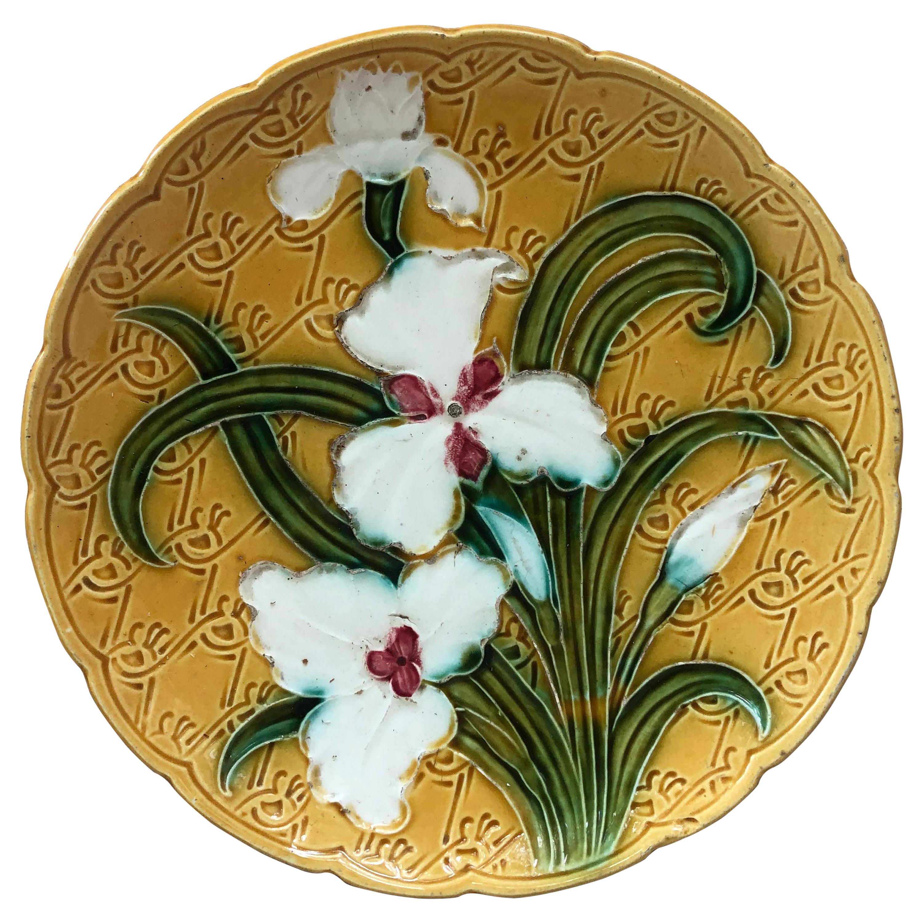 French Majolica White Iris Platter, circa 1900 For Sale