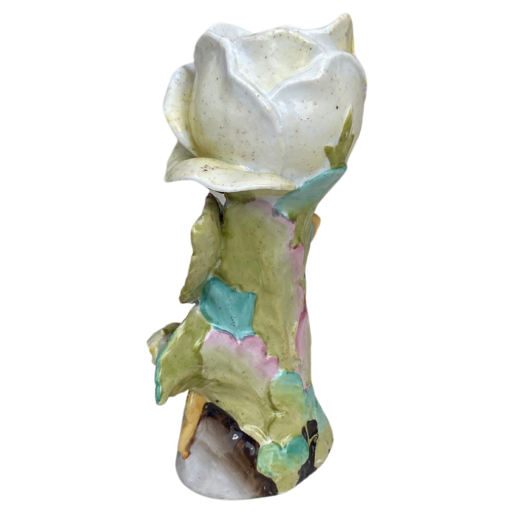 French Majolica White Rose Vase Circa 1900 In Good Condition For Sale In Austin, TX