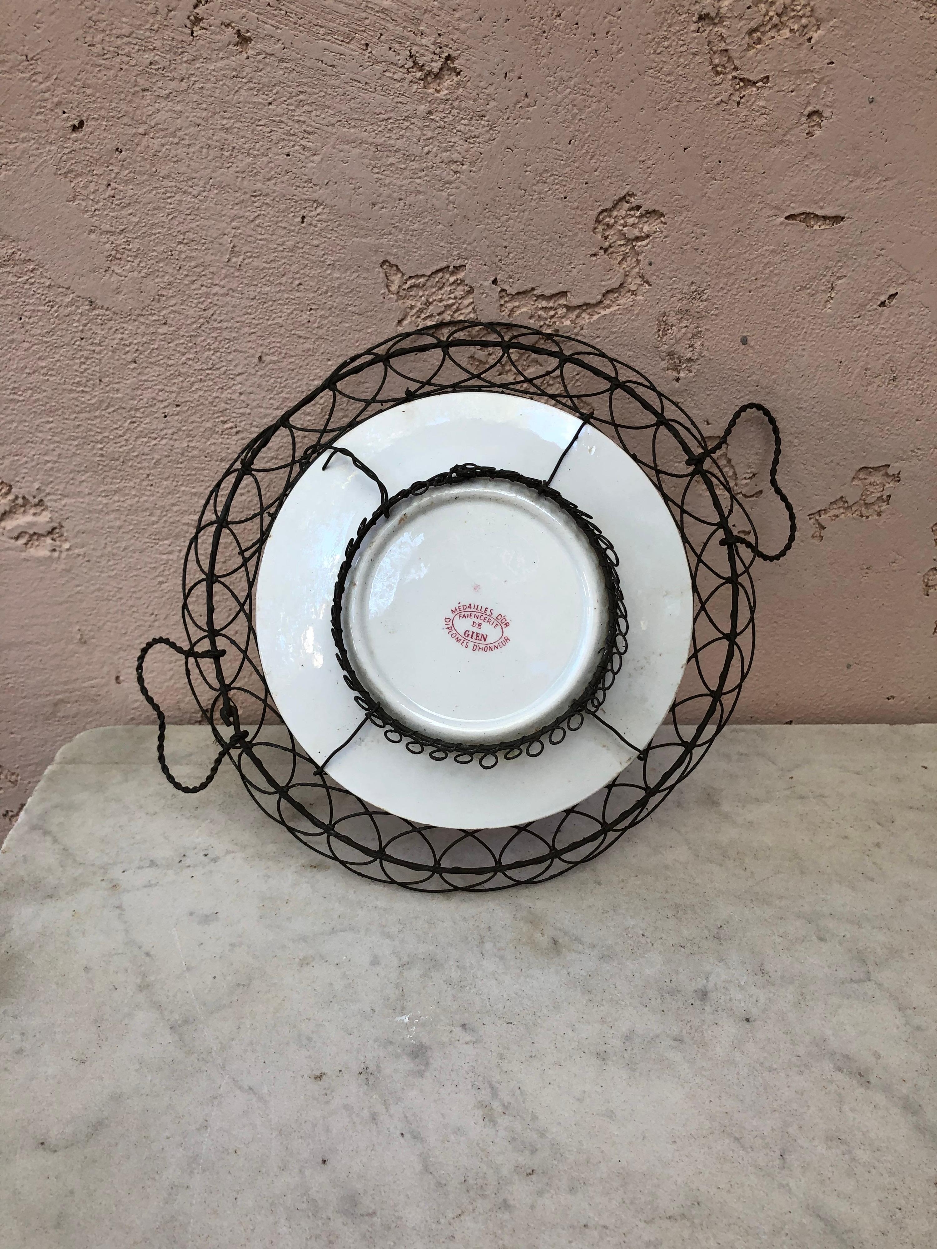 French Majolica Wire Basket Gien circa 1890 In Good Condition For Sale In Austin, TX