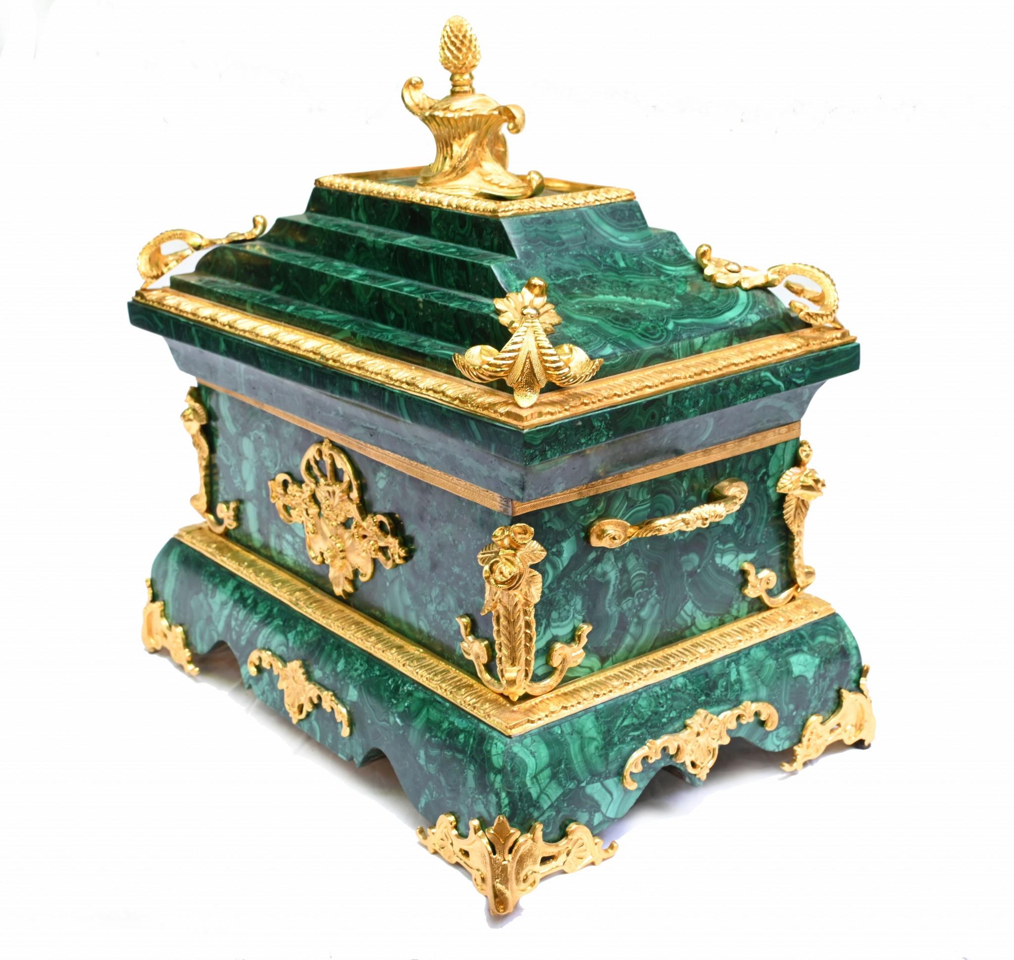 French Malachite Marriage Casket Ormolu Box For Sale 7