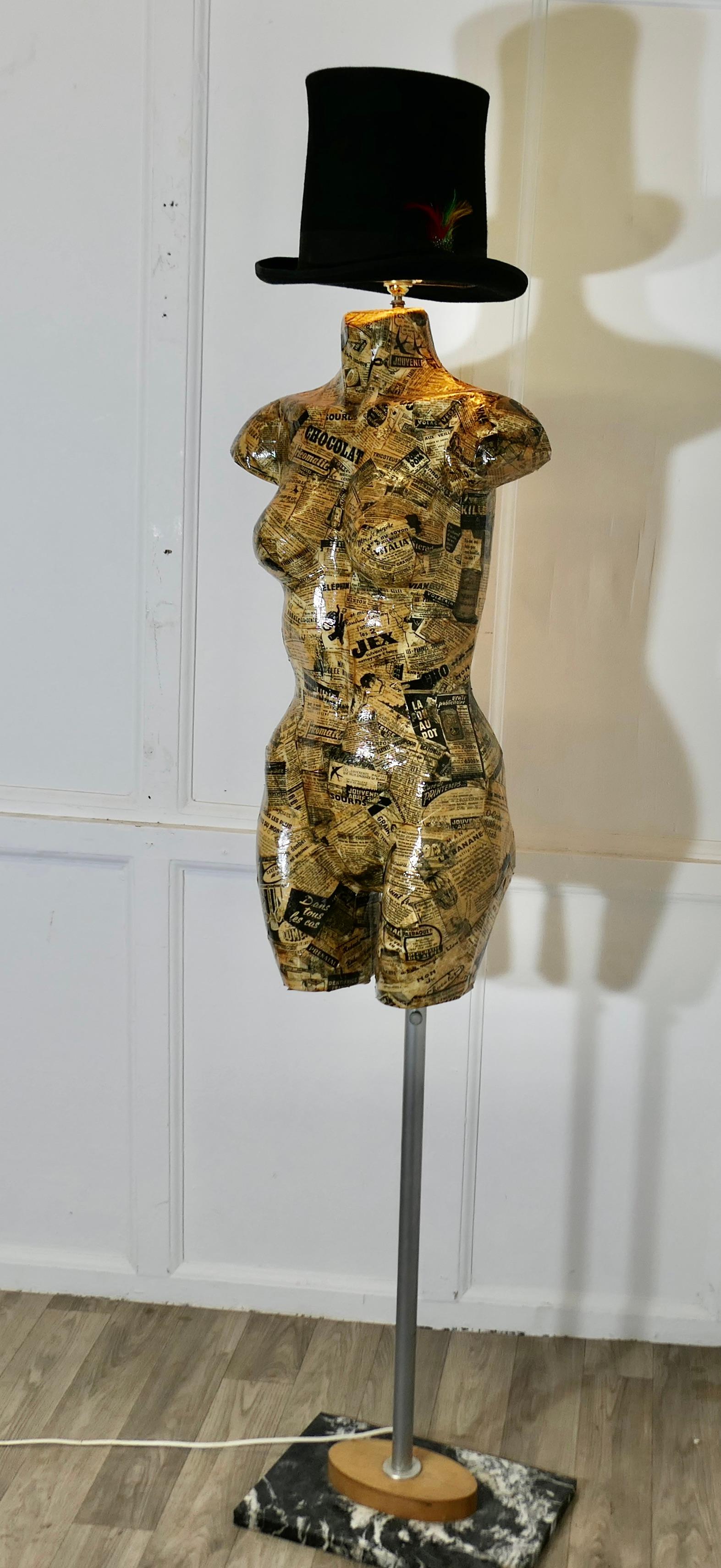 Steampunk Scultura a manichino francese a decoupage, lampada da terra in vendita