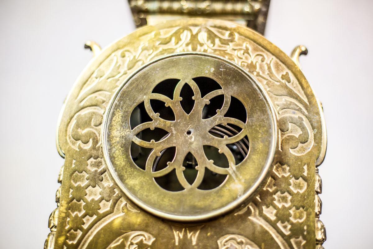 French Mantel Clock, circa 19th Century (Messing)