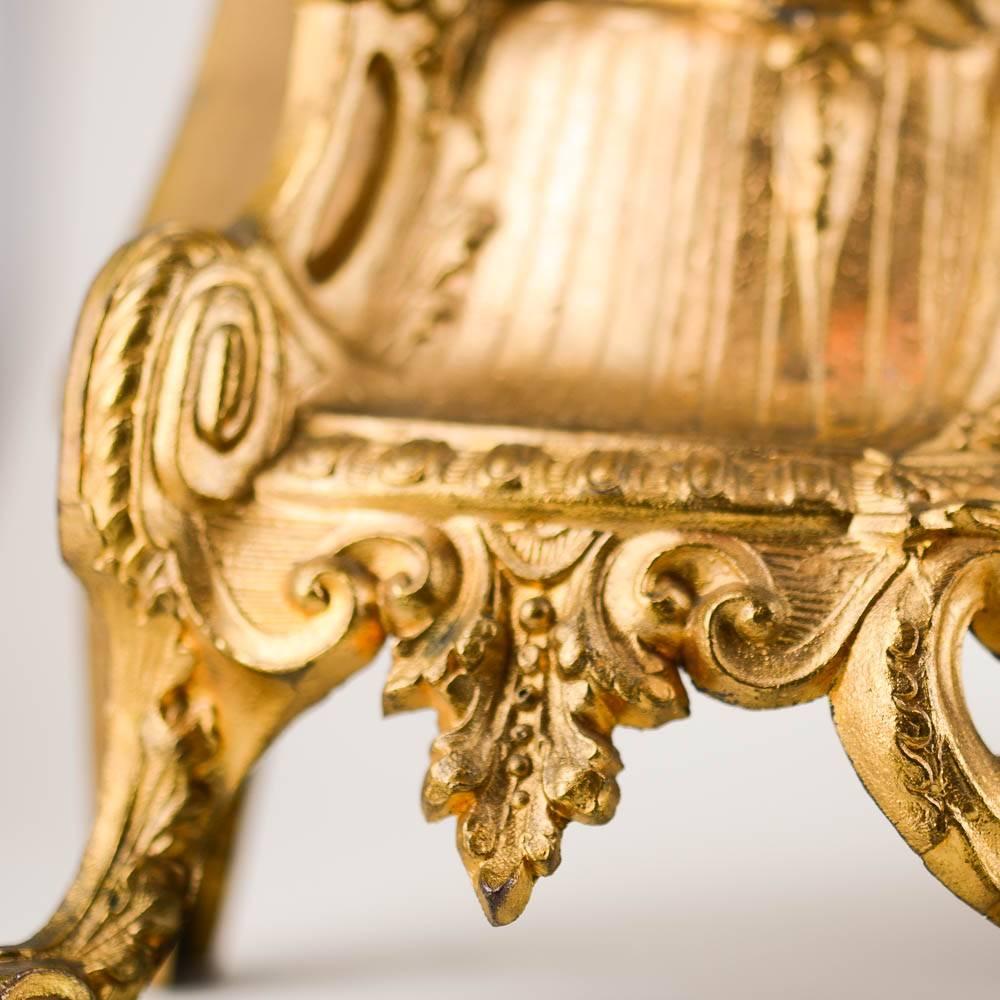 French Mantel Clock, Gilt and Alabaster, Signed Prevost Paris, circa 1850 For Sale 1