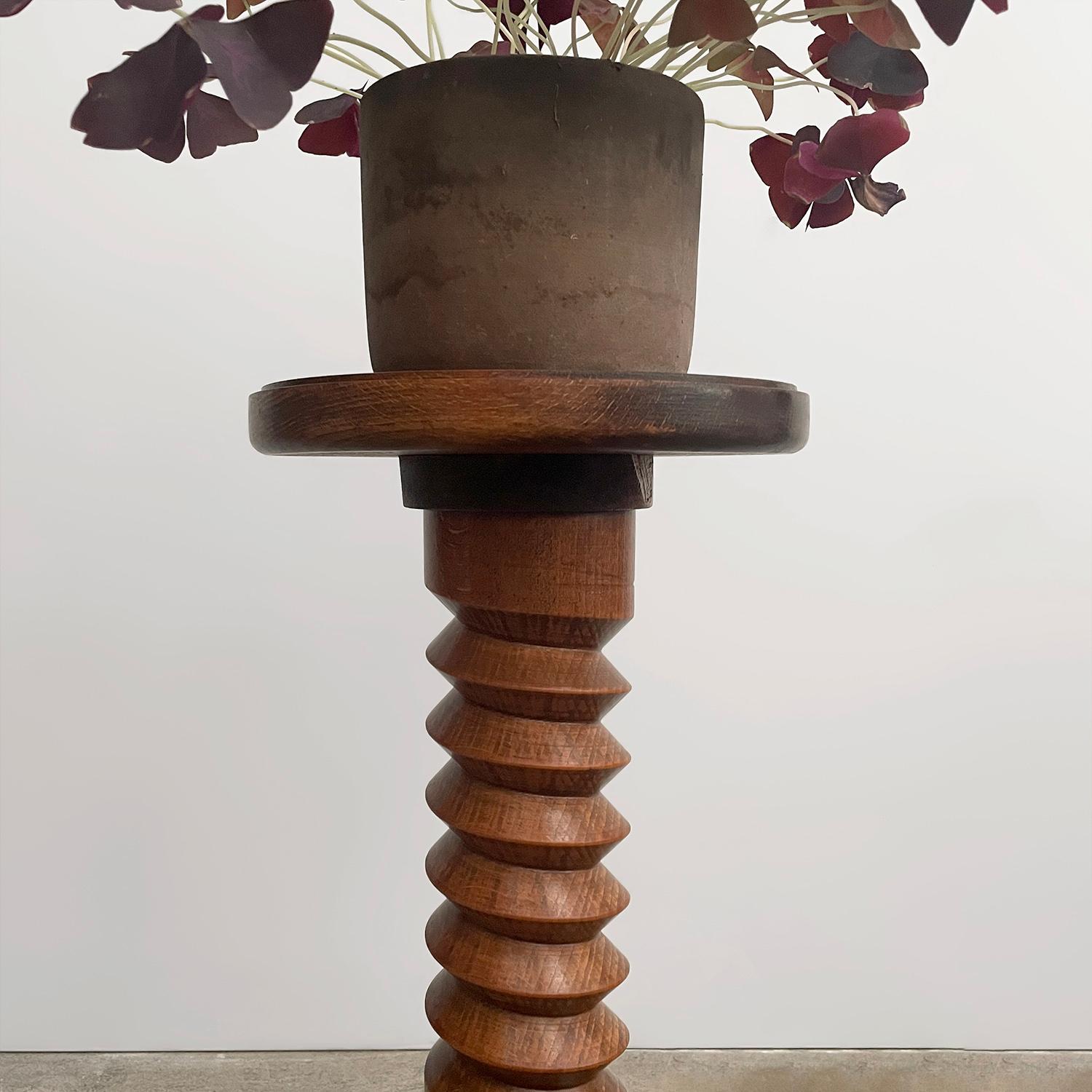 French Maple Corkscrew Side Table in the style of Dudouyt In Good Condition In Los Angeles, CA