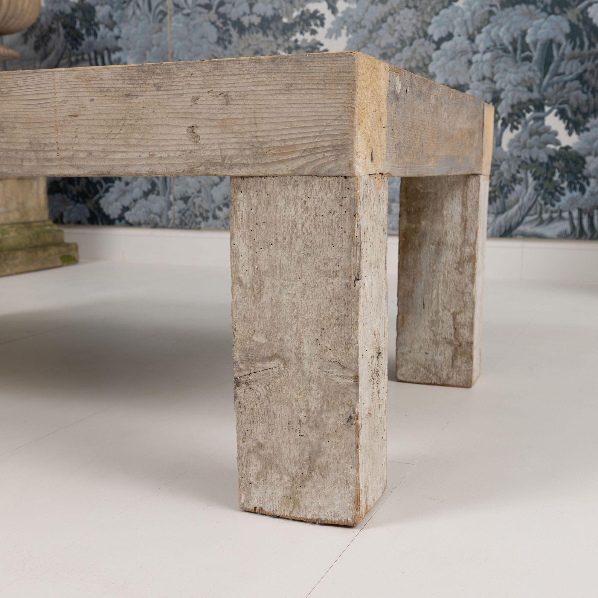 Mesa de centro francesa de mármol de Carrara y madera en venta 2