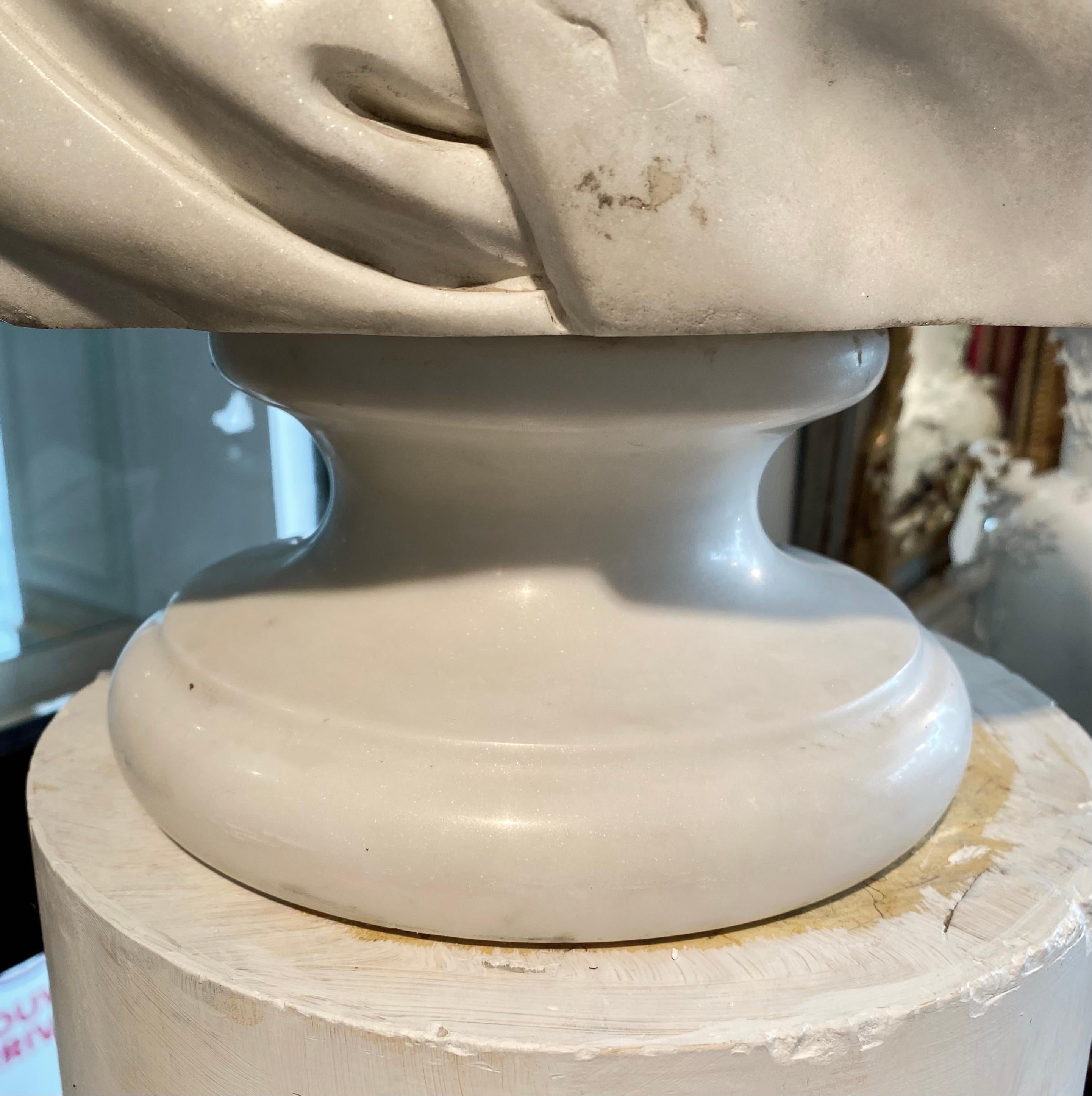 Busto in marmo francese di Luigi XIV, il Re Sole in vendita 11