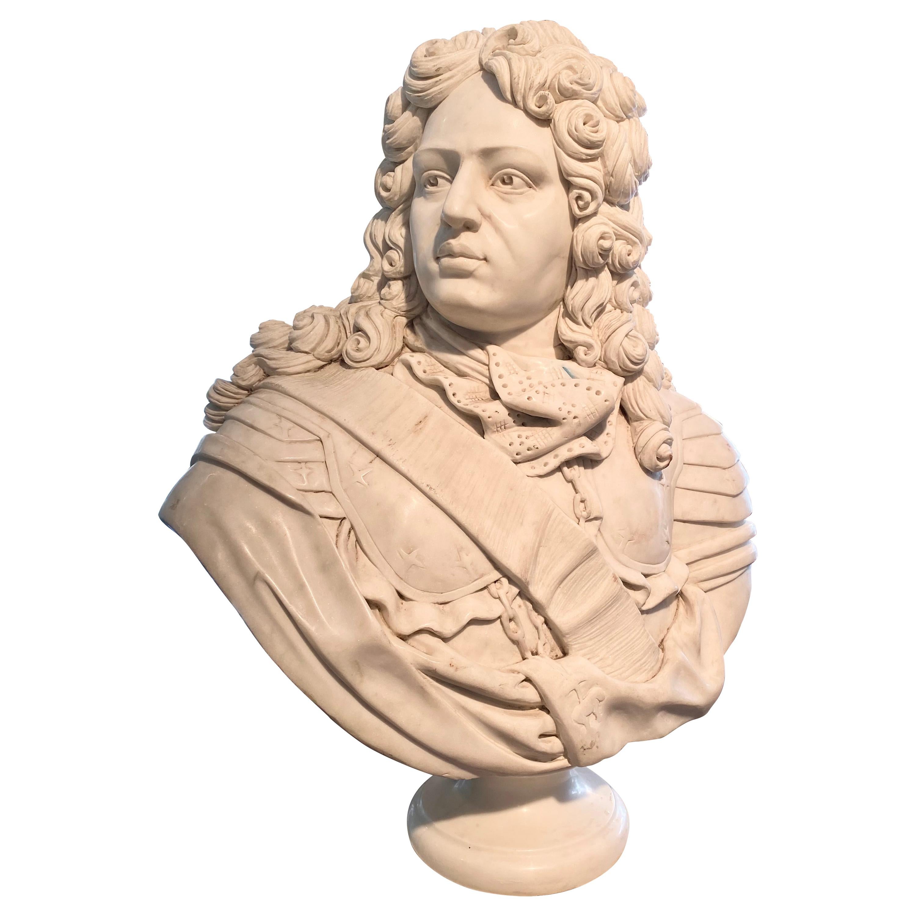 Buste en marbre français de Louis XIV, le roi du Soleil en vente