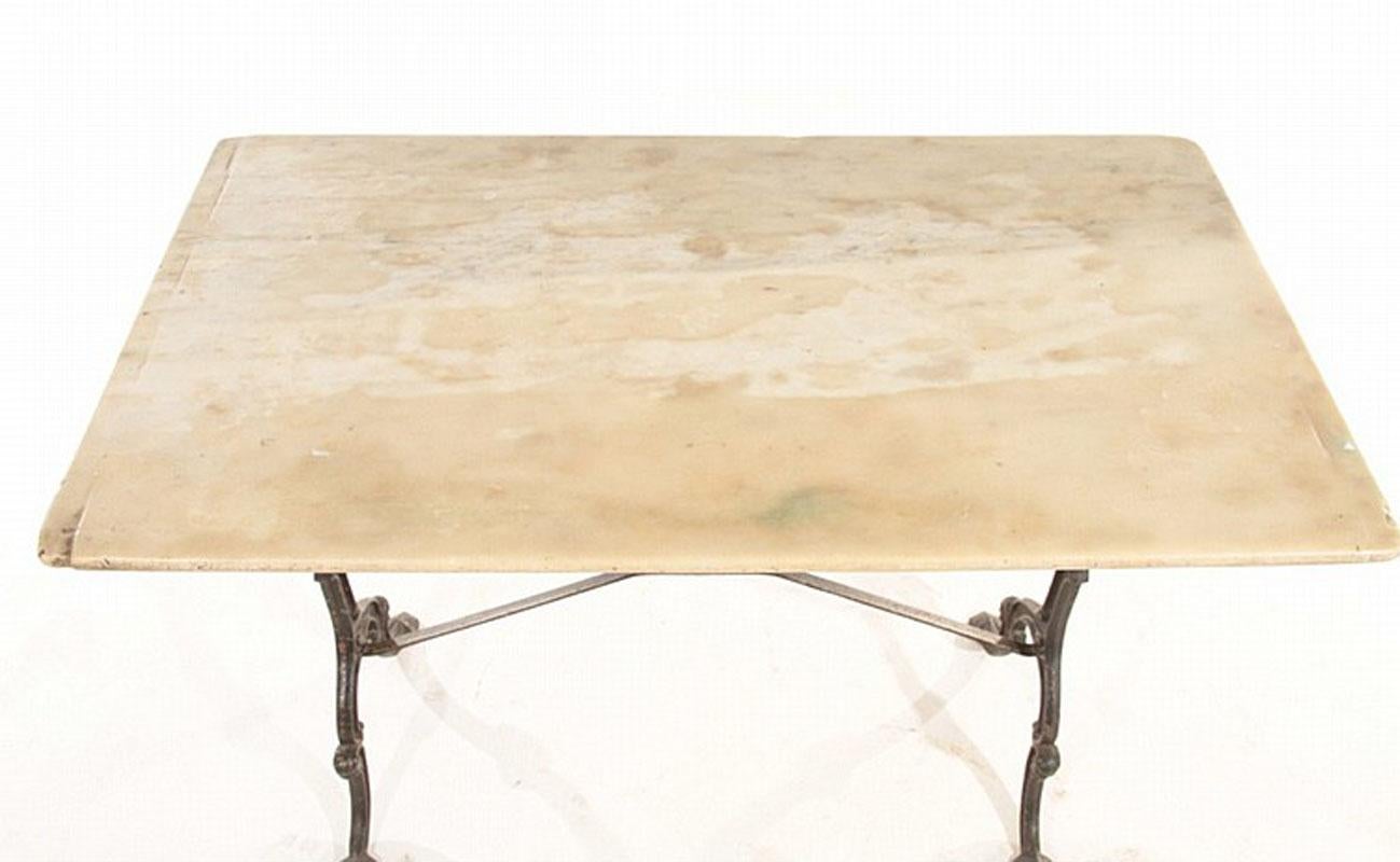 French Marble Garden Bistro Table In Distressed Condition In Sheffield, MA