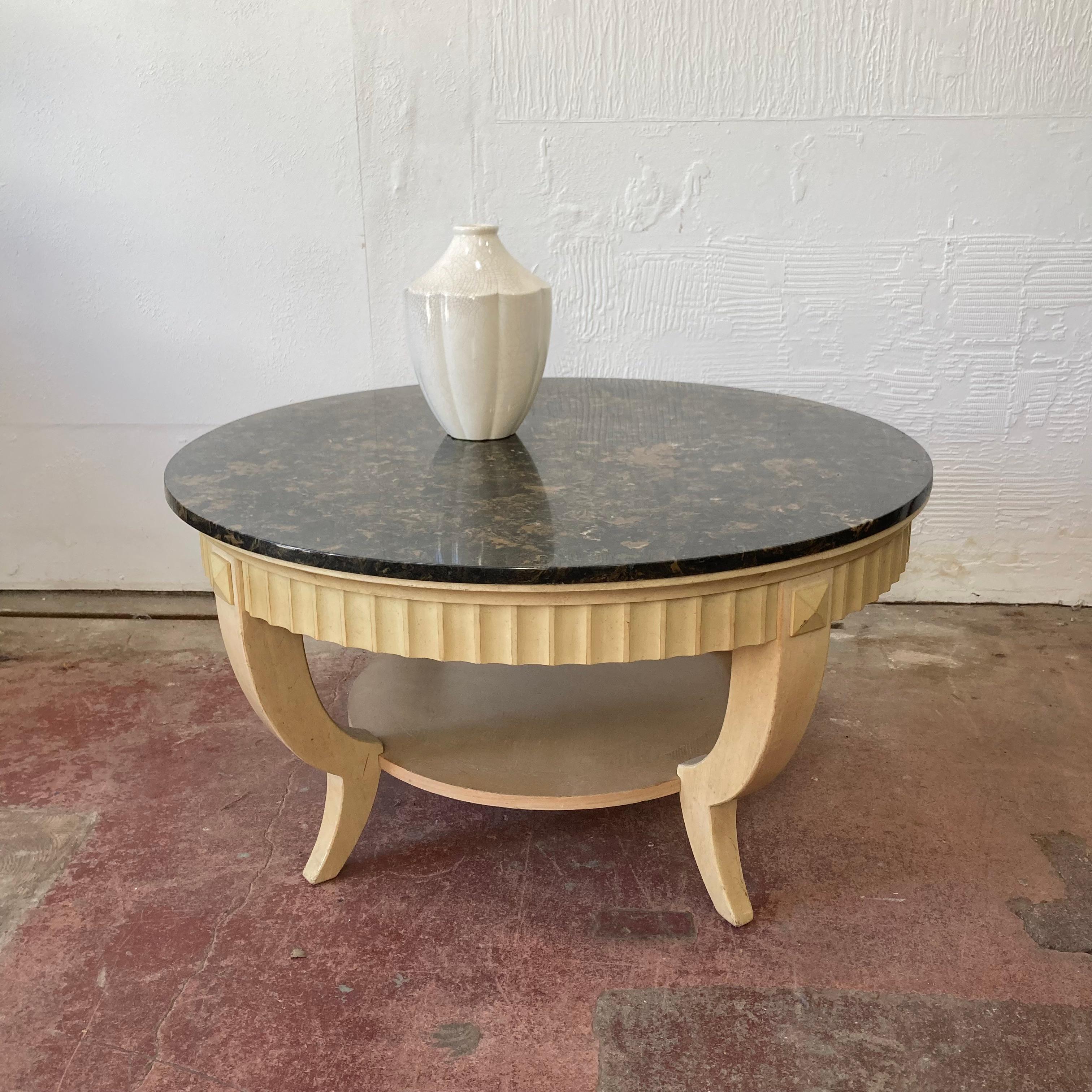 Peint Table Cocktail Circulaire à plateau de marbre français en vente
