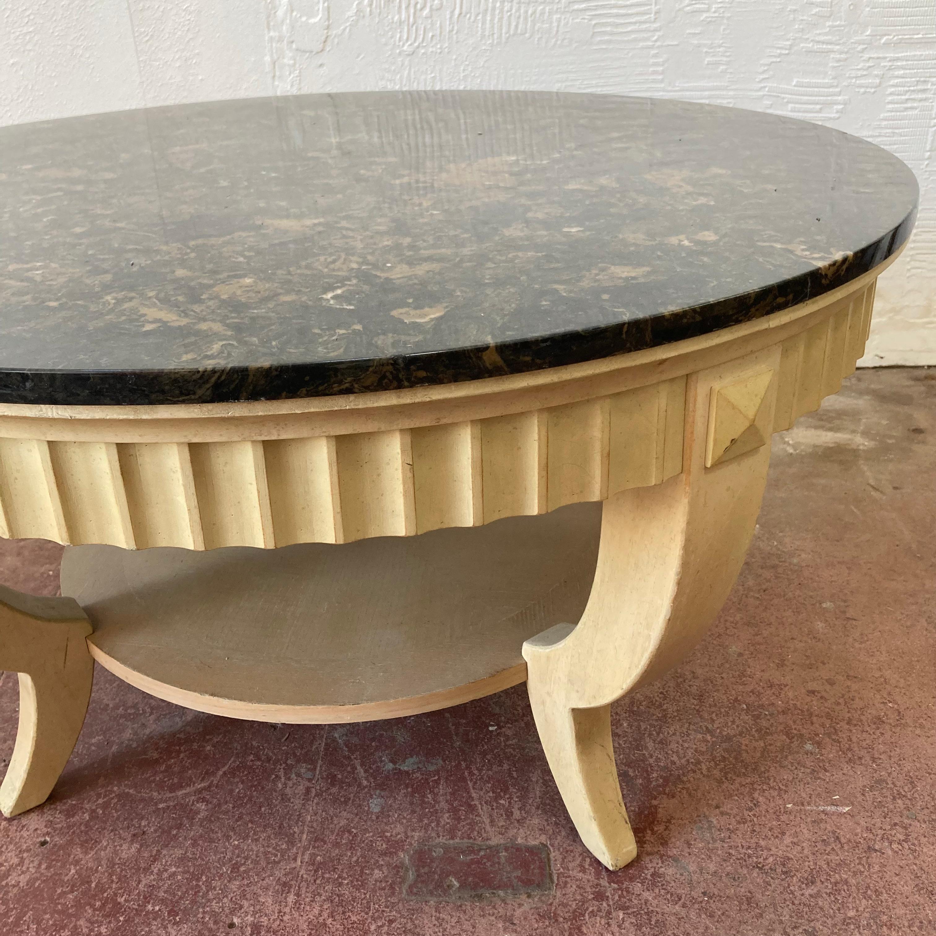 Composition Table Cocktail Circulaire à plateau de marbre français en vente