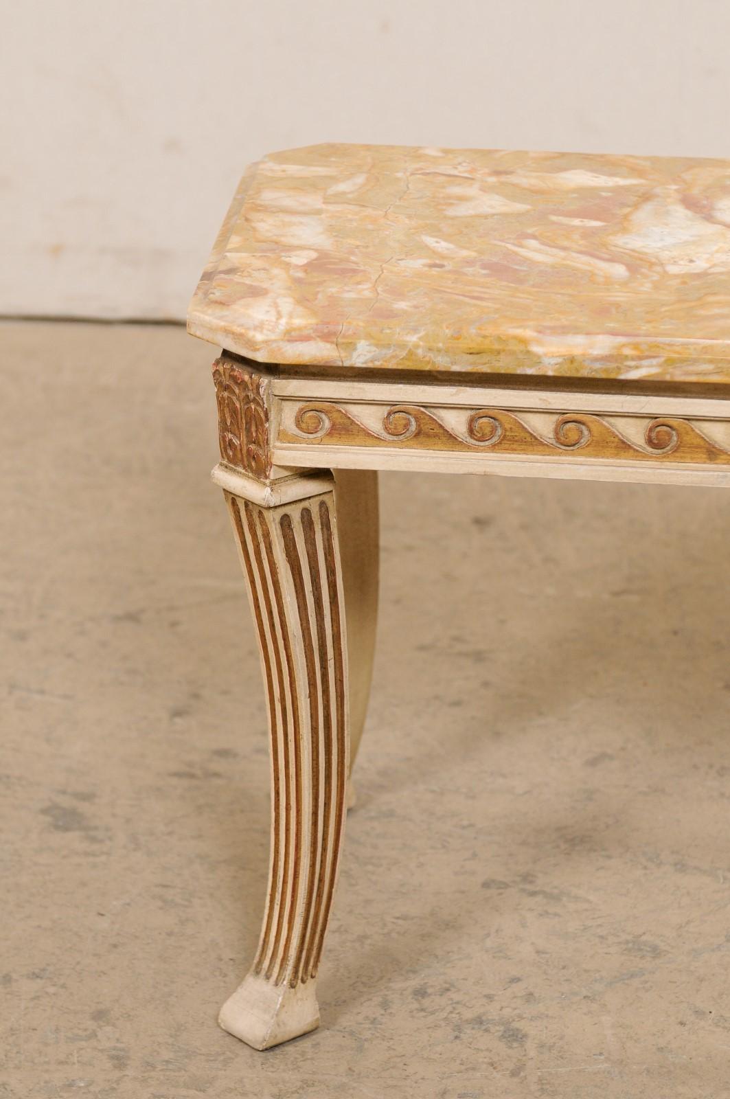 French Marble-Top Cocktail or Side Table W/Wave Carved Apron & Fluted Sabre Legs For Sale 8