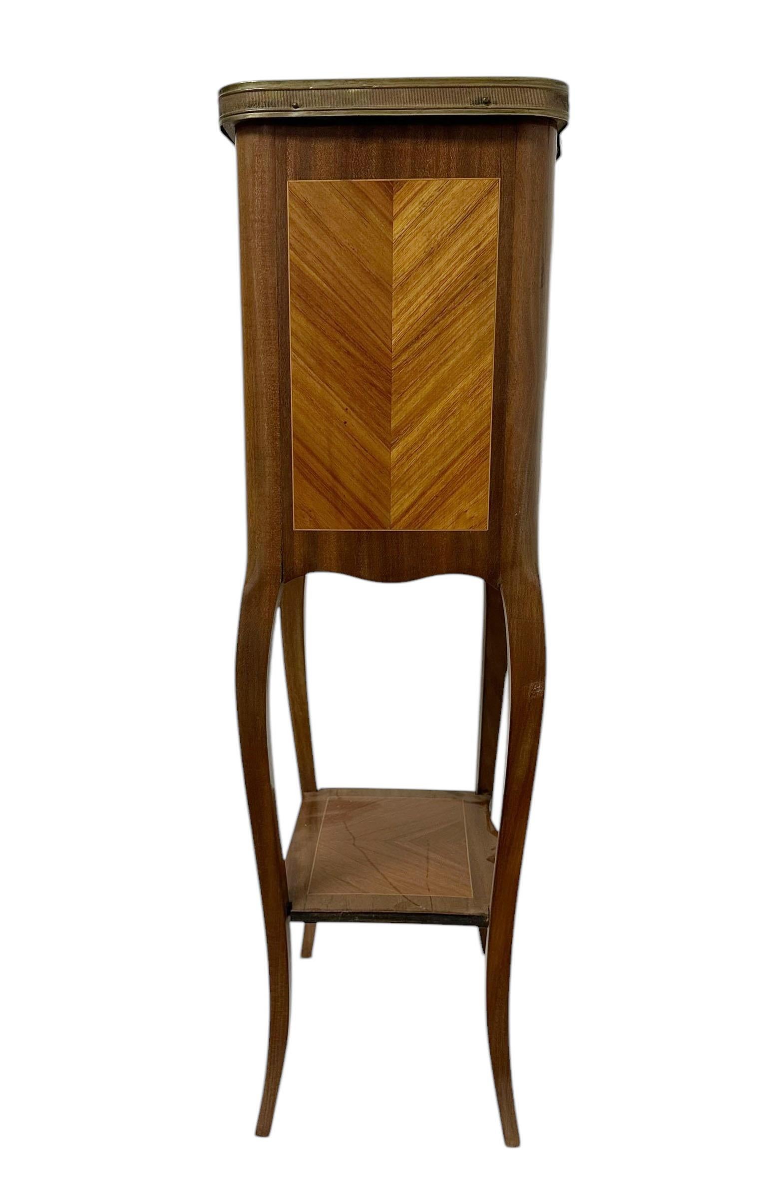 French Marble Top Side Table For Sale 1