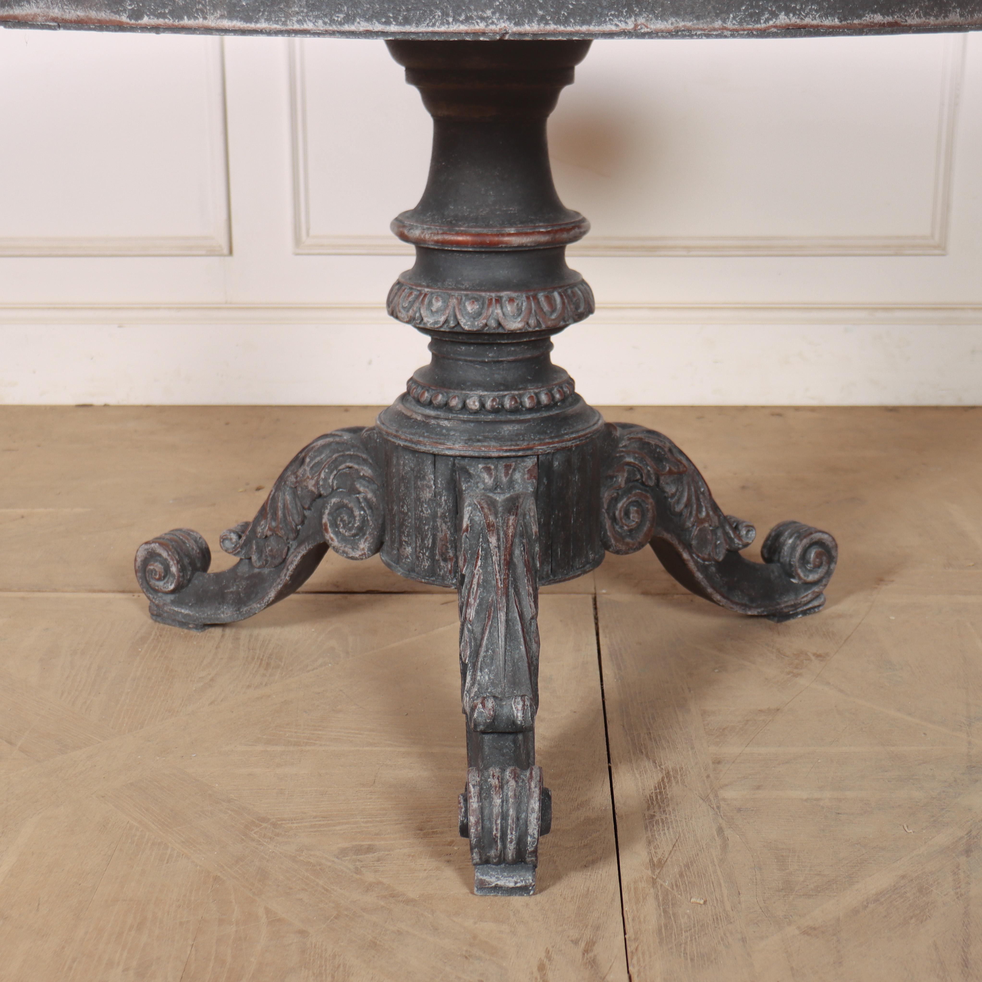 Splendido gueridon francese del XIX secolo in legno di quercia con una buona base intagliata e un interessante piano in marmo. 1840.


Codice: 8835

Dimensioni:
H: 29