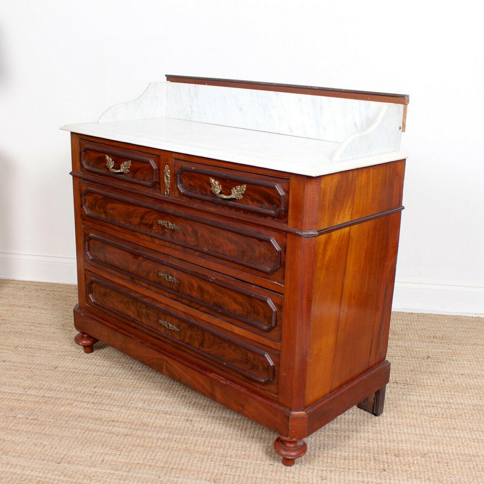 French Marble Washstand Commode Chest of Drawers, 19th Century For Sale 4