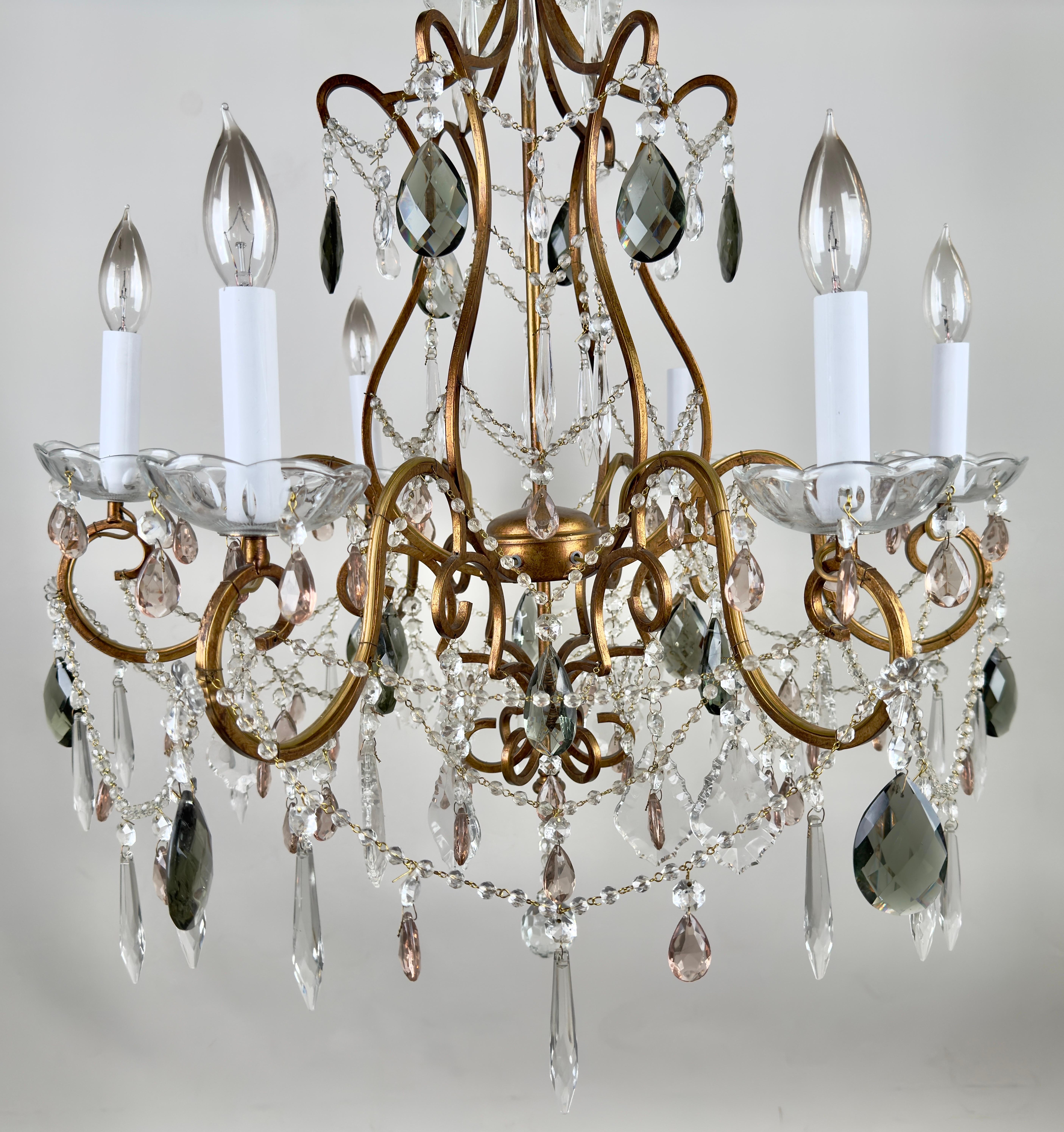 French Marie Therese Hollywood Regency Style Cut Crystal Chandelier, 6 Arms In Good Condition In Plainview, NY