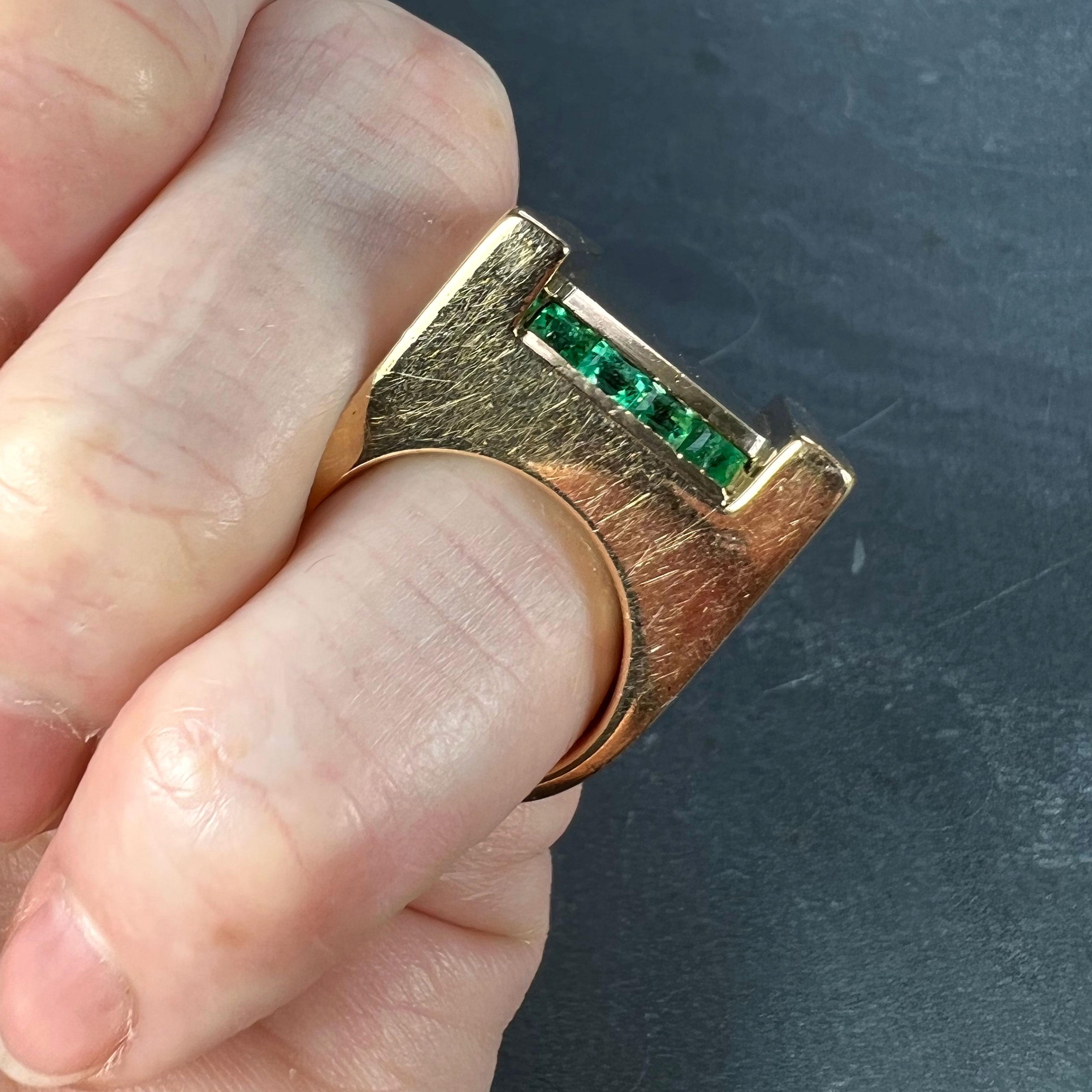 French Marin Paris Green Emerald 18 Karat Yellow Gold Tank Pinky Ring For Sale 4