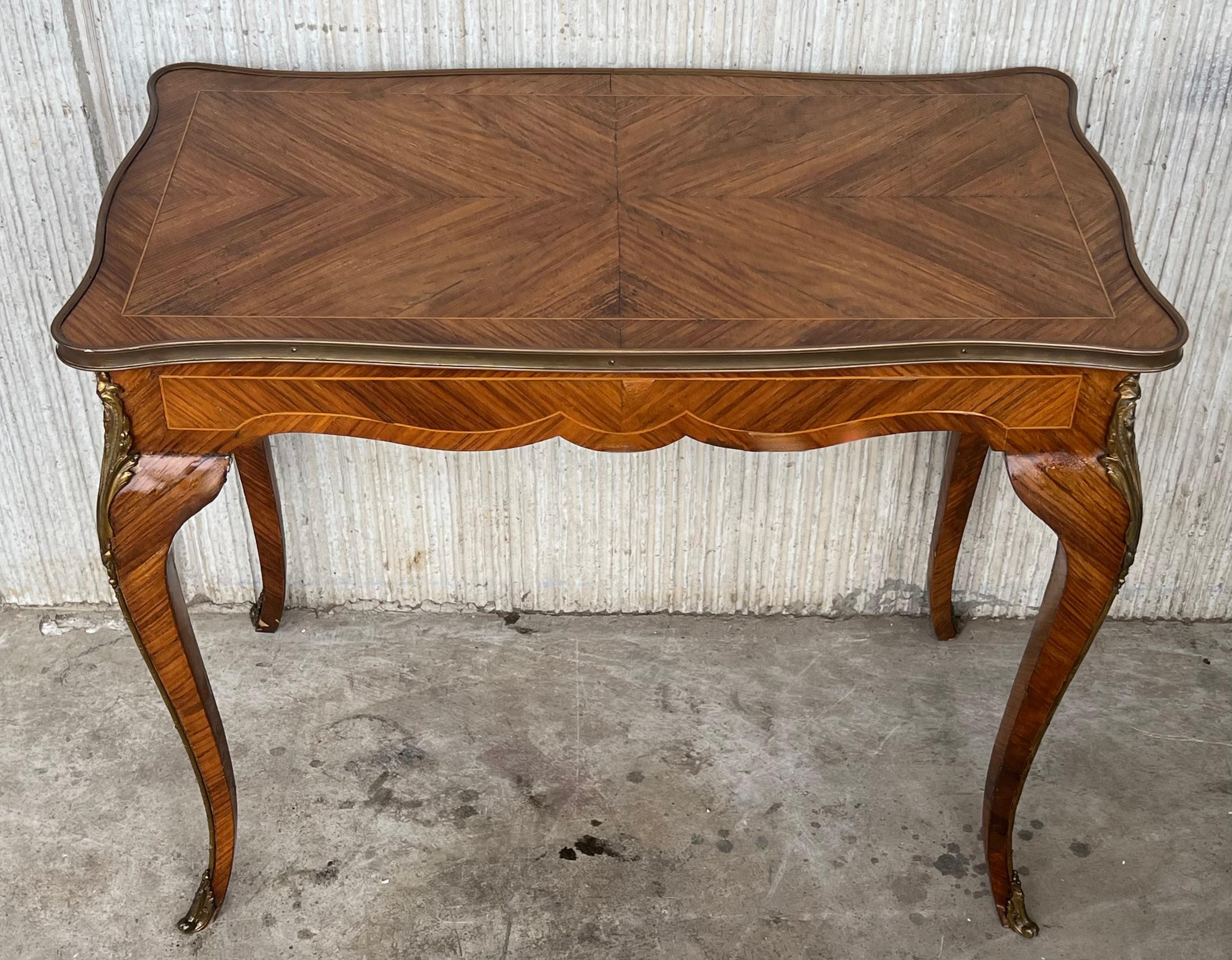 French Marquetry Bronze Ormolu Mounted Center or Desk Table For Sale 2