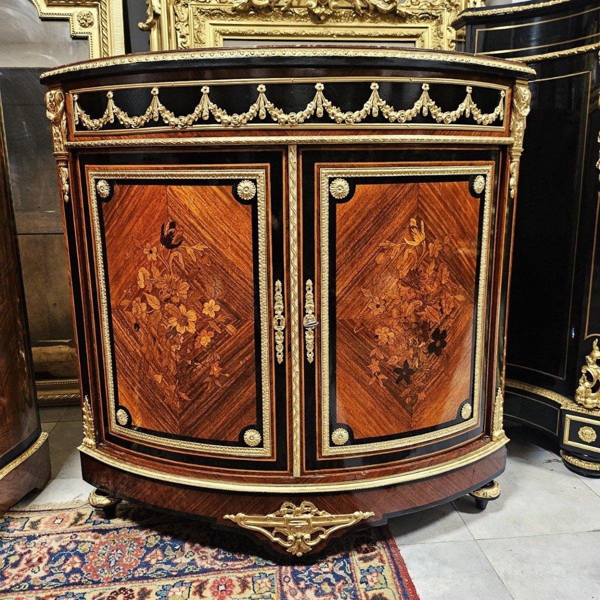 Marquetería francesa  Armario esquinero de bronce dorado marrón by Diehl Latón