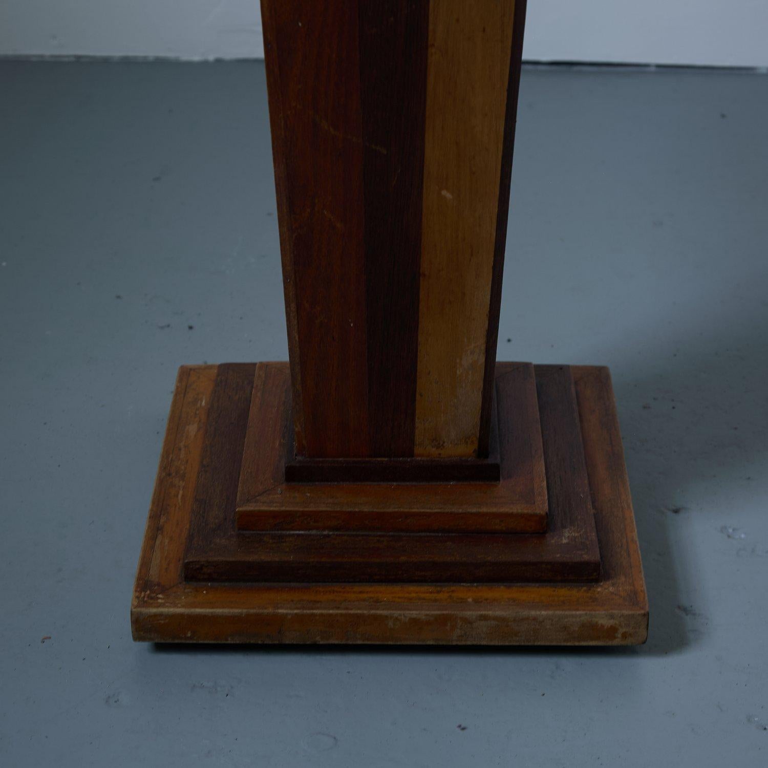 Mesa de juegos francesa de marquetería, años 30 en venta 2