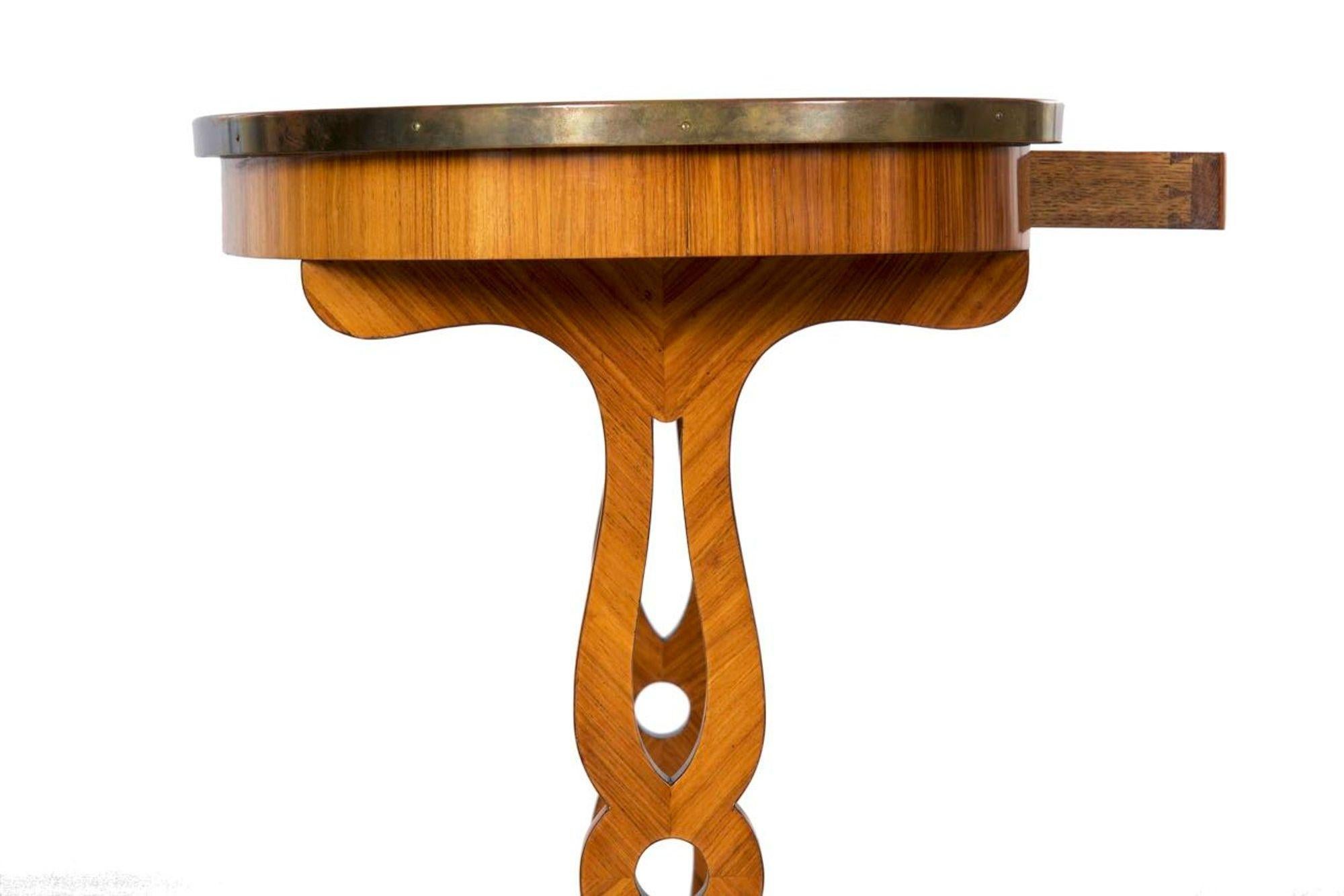 Scrivania con intarsio francese del XIX secolo in vendita 5