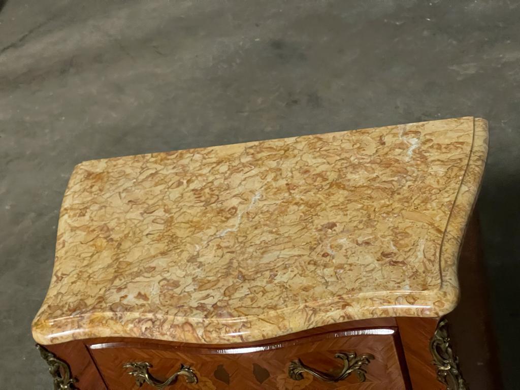 French Marquetry Serpentine Chest Of Drawers For Sale 5