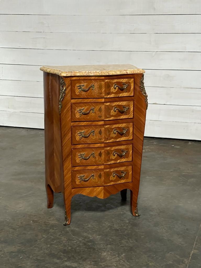 French Marquetry Serpentine Chest Of Drawers For Sale 6