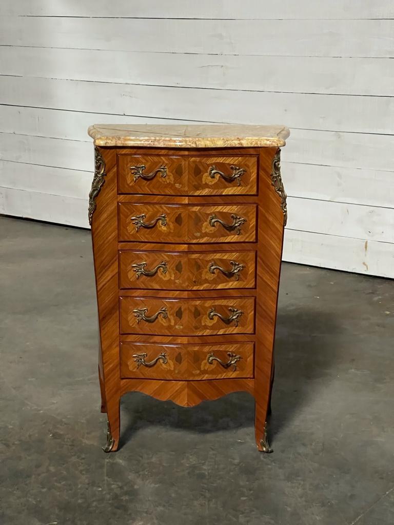 French Marquetry Serpentine Chest Of Drawers For Sale 8