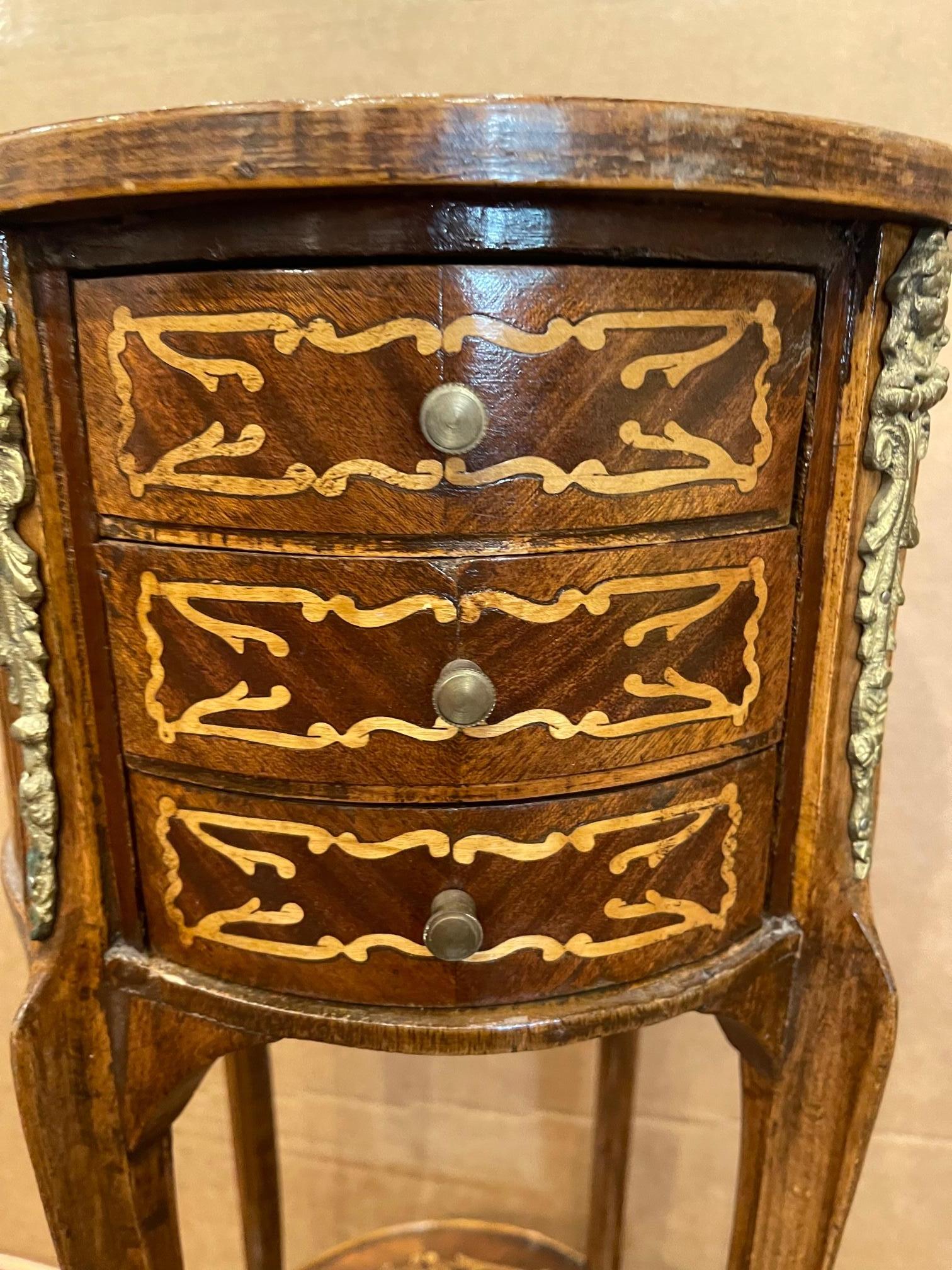 French Marquetry Side Table with Drawers and Brass Escutcheons, 20th Century For Sale 3