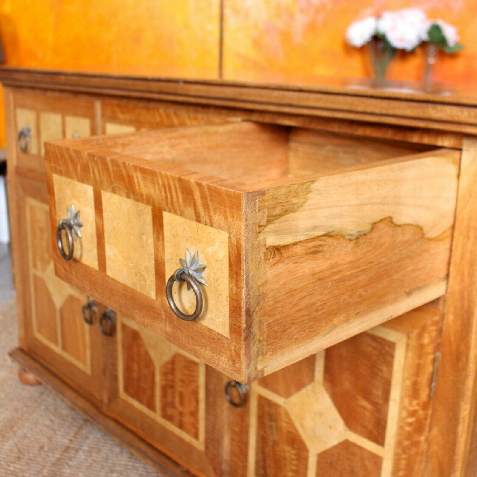 French Marquetry Sideboard Credenza Cabinet In Good Condition For Sale In Newcastle upon Tyne, GB