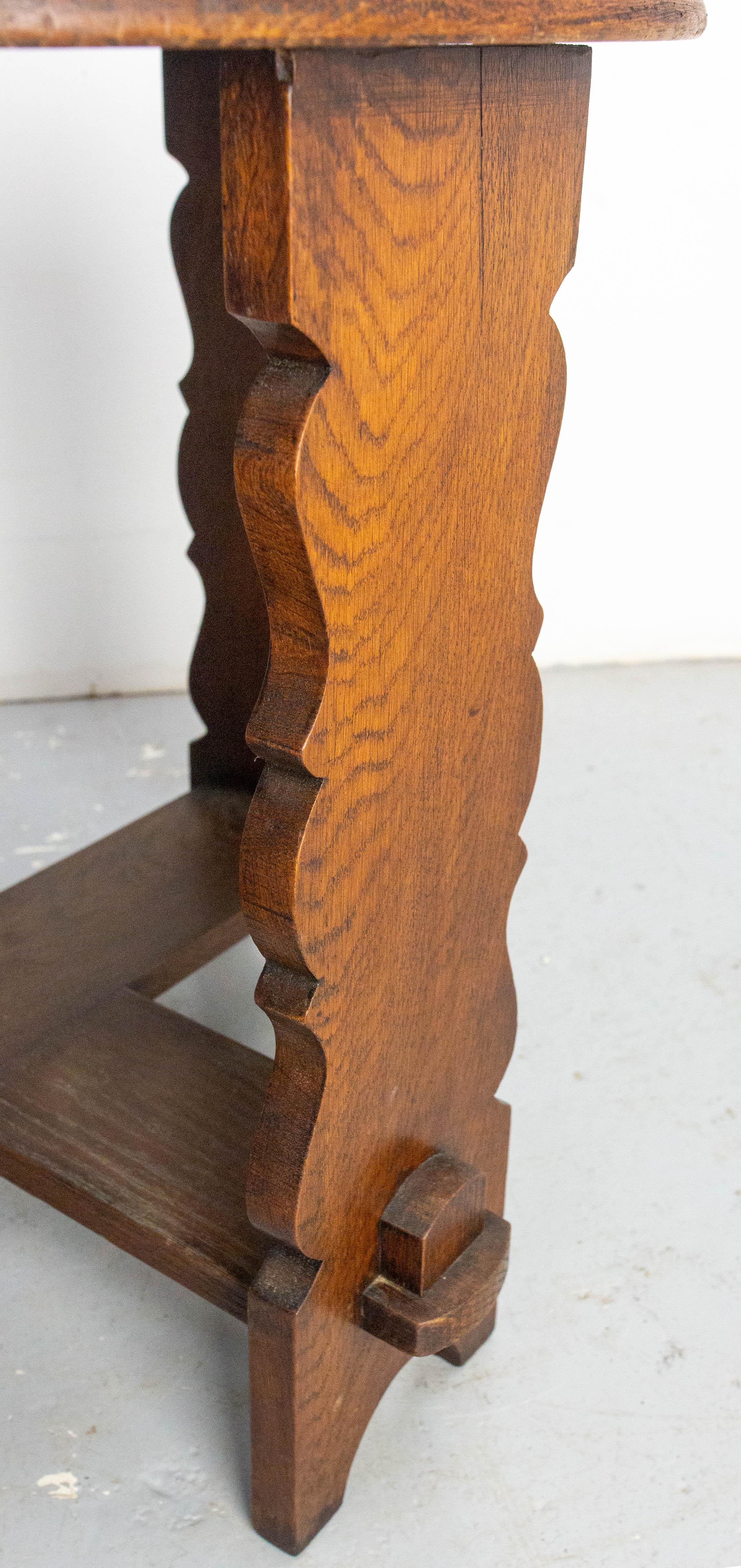 French Massive Oak Table Sellette Side Table or Coffee Table, circa 1940 For Sale 4