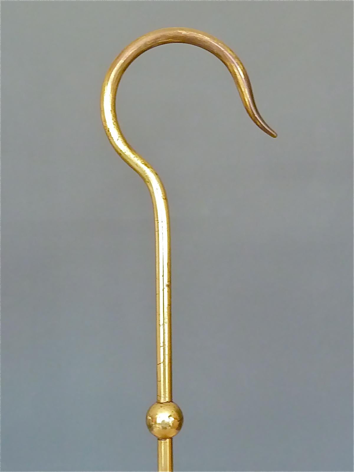 Französischer Matégot Umbrella Stand Elfenbein Weiß Perforiertes Metall Eisen Messing Biny 1950s im Angebot 4