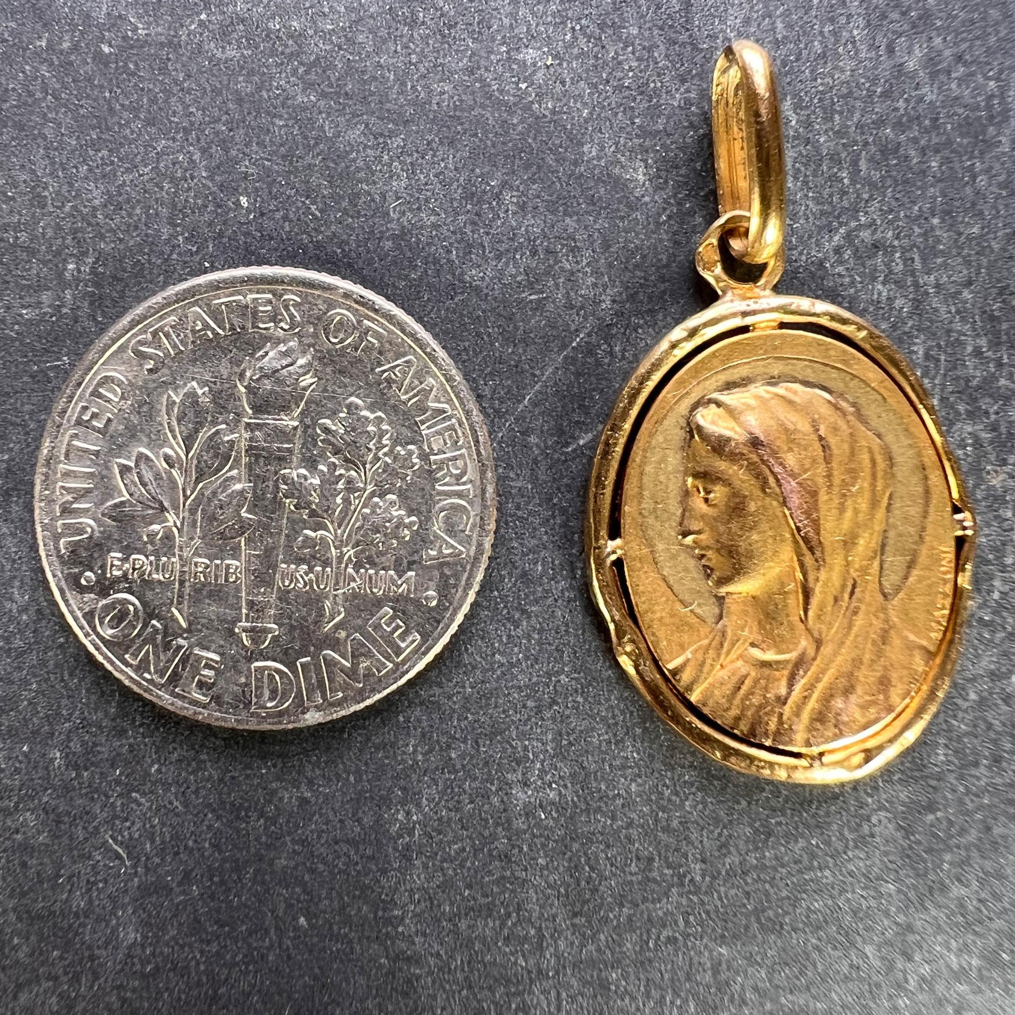 French Mazzoni Virgin Mary 18K Yellow Gold Pendant Medal 6