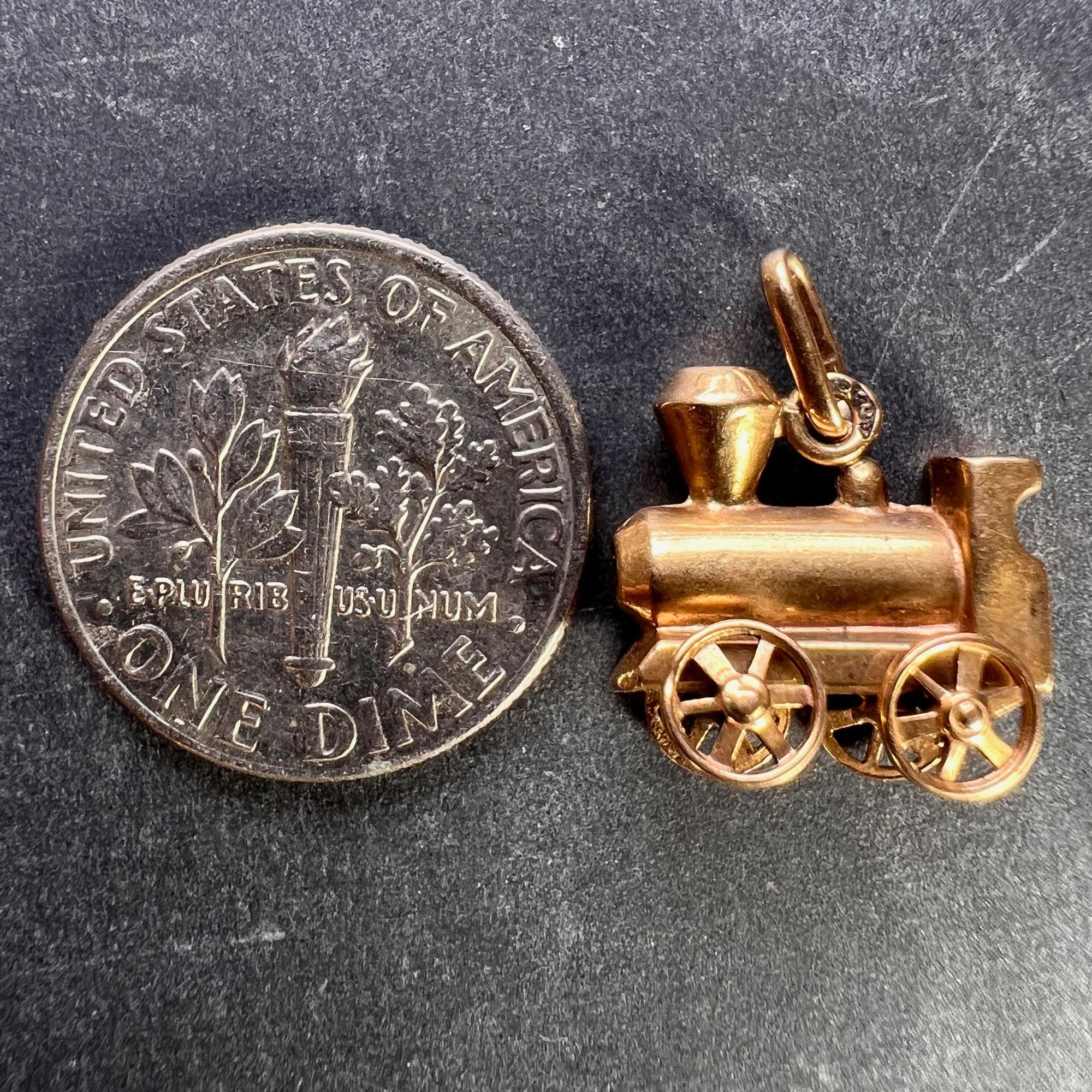 French Mechanical Steam Train Engine 18K Yellow Gold Charm Pendant For Sale 5