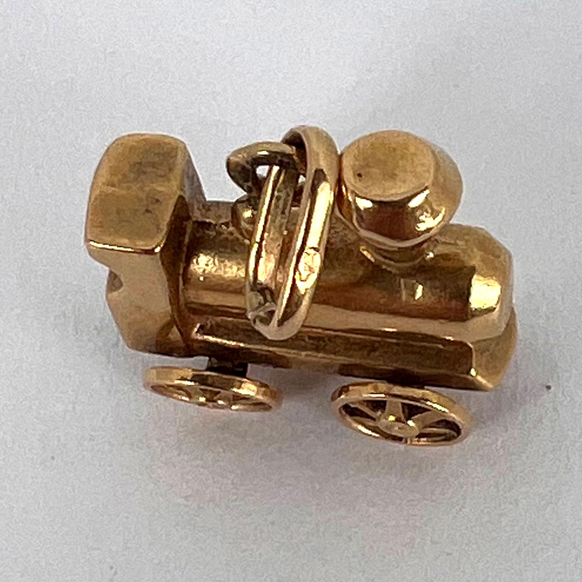 French Mechanical Steam Train Engine 18K Yellow Gold Charm Pendant For Sale 6