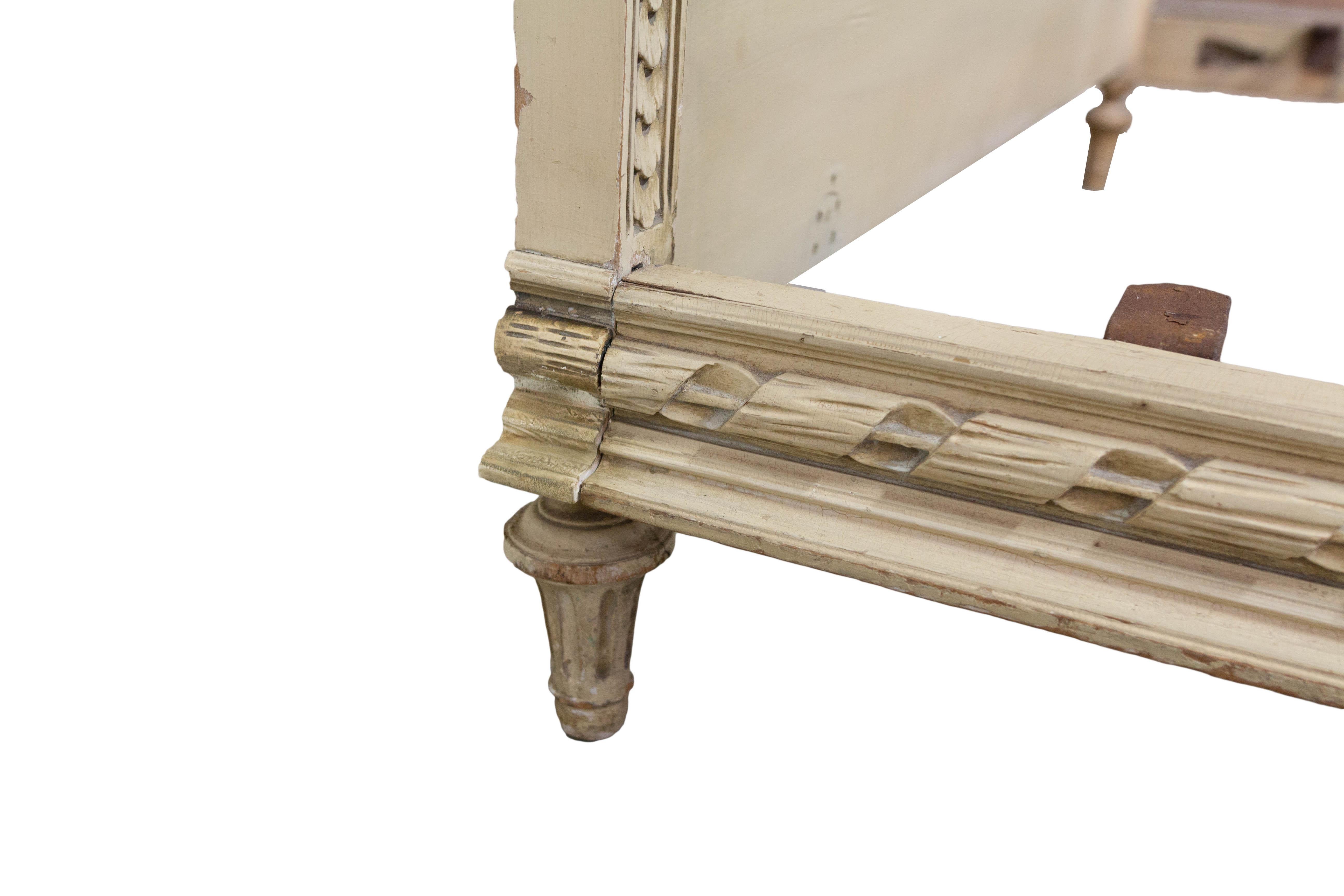 French Medallion Bed 19th Century Louis XVI Cane, Early 20th Century 1