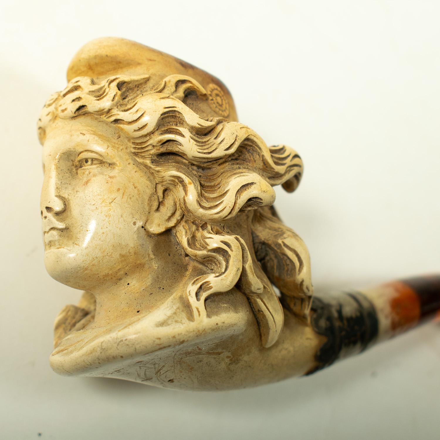 FRENCH MEERSCHAUM PIPE with case - 19th Century For Sale 4