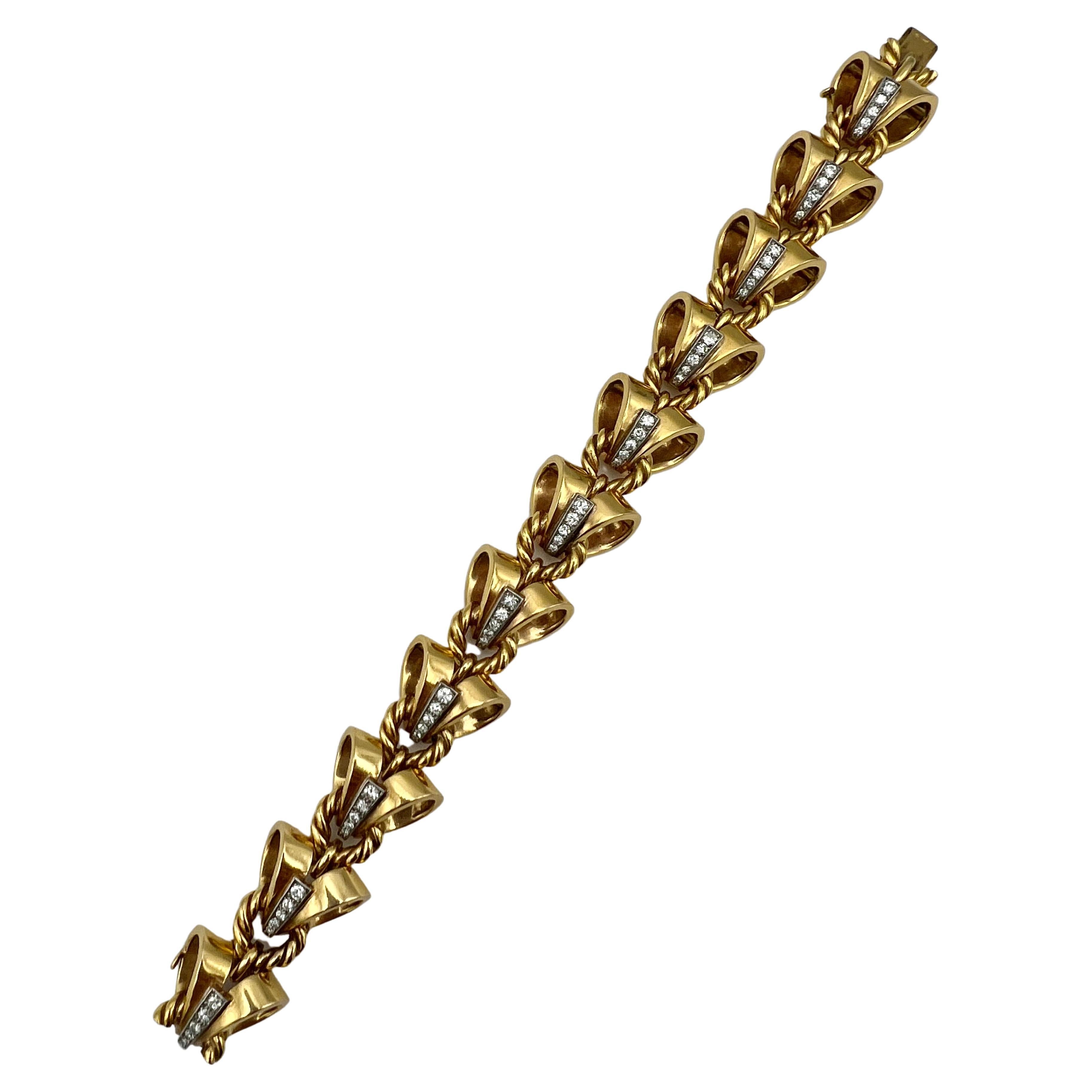 French Mellerio dis Meller Yellow Gold and Dimond Link Bracelet, Circa 1950’s For Sale