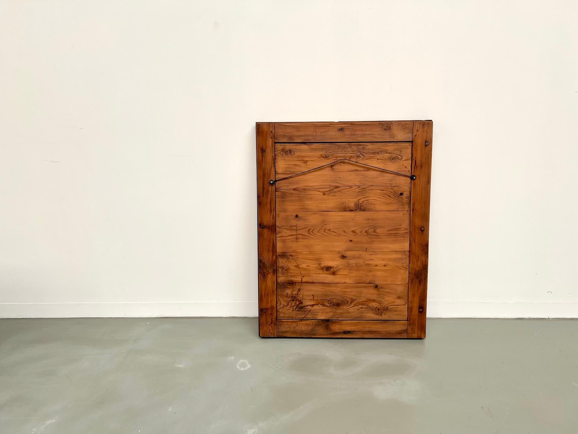 French mercury mirror in walnut, circa 1900 For Sale 7