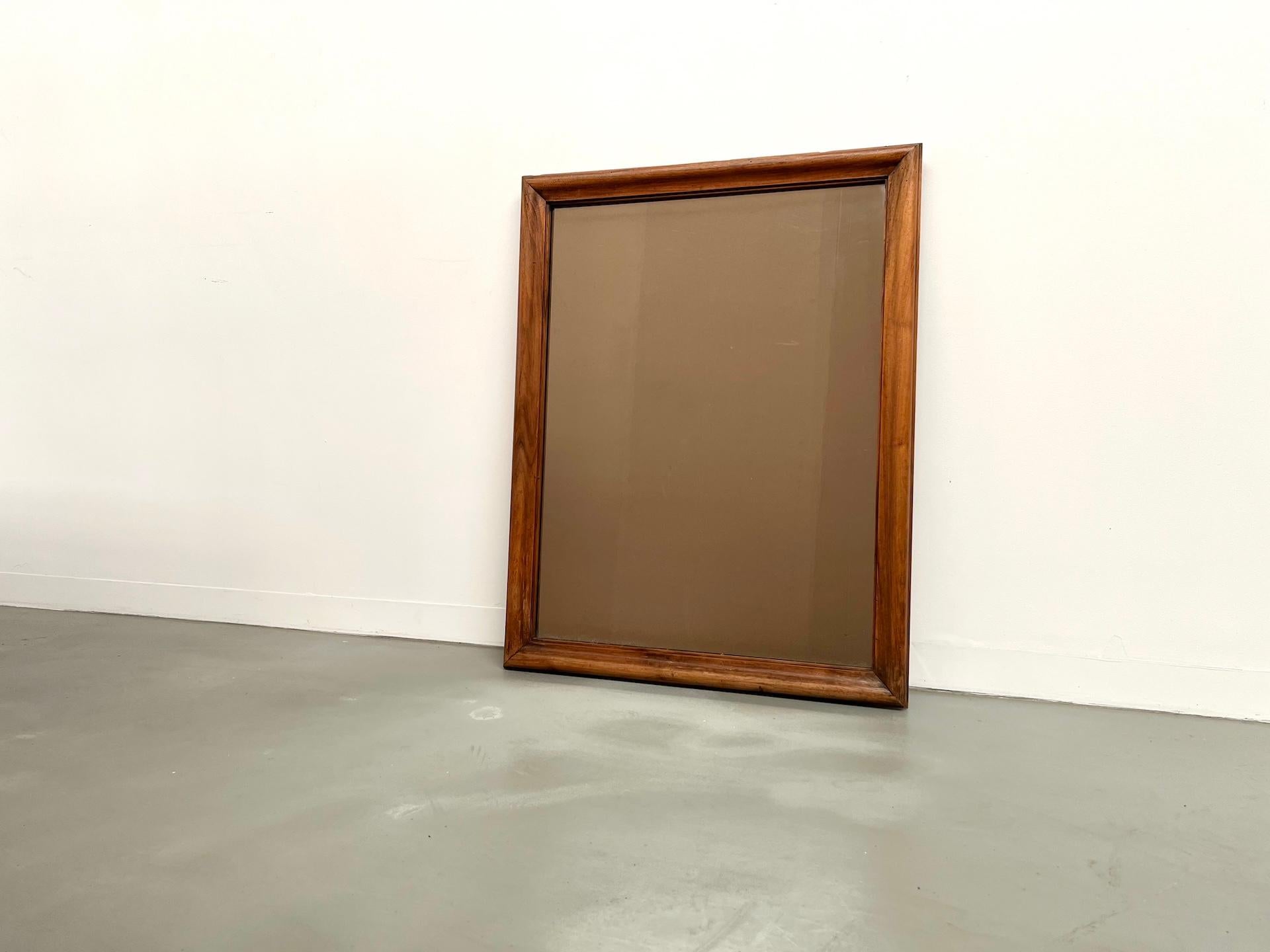 French mercury mirror in walnut, circa 1900 In Good Condition For Sale In LYON, FR