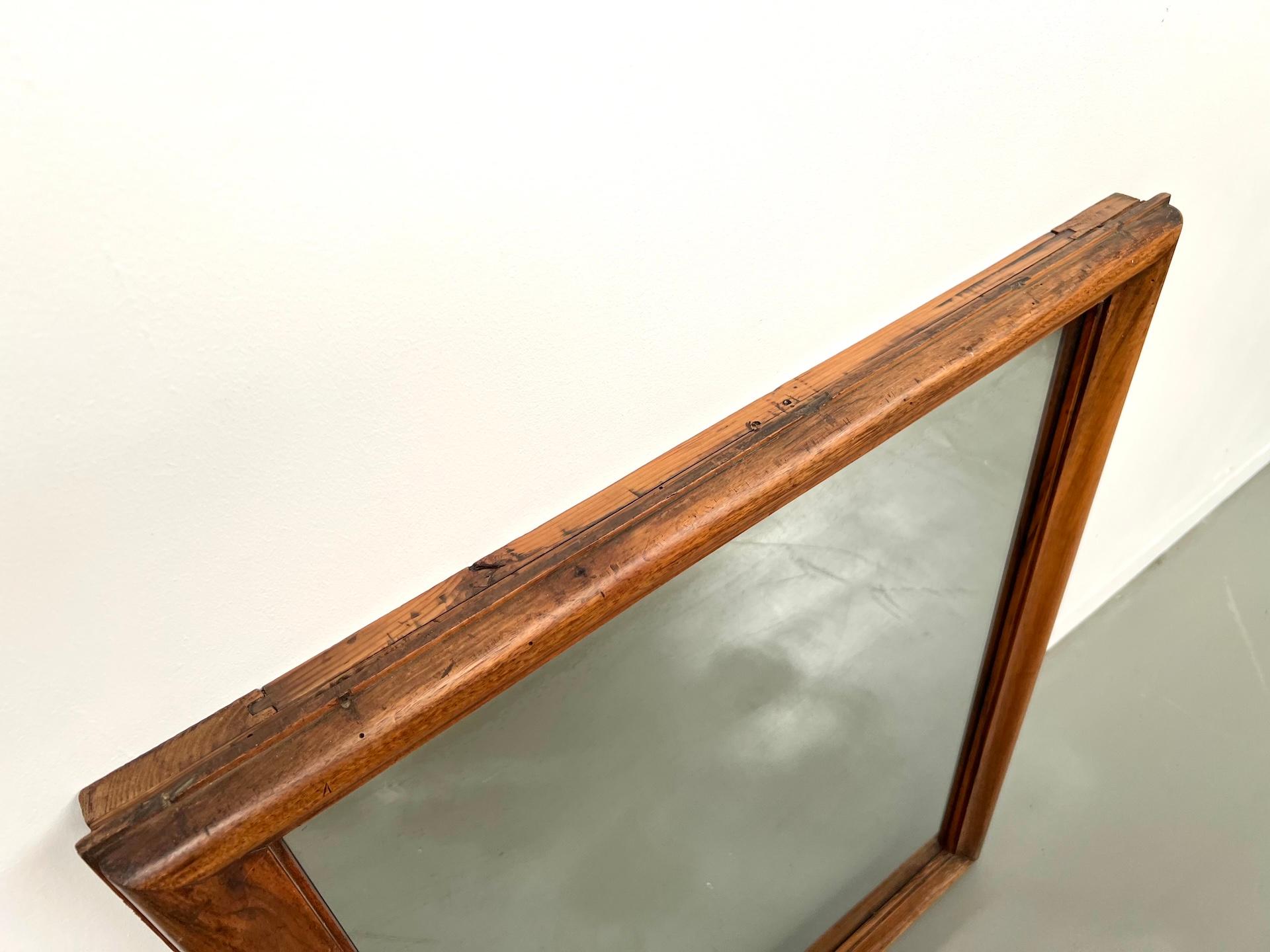 French mercury mirror in walnut, circa 1900 For Sale 1