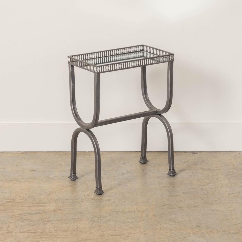 Lot de 3 tables françaises en métal et miroir en vente 5