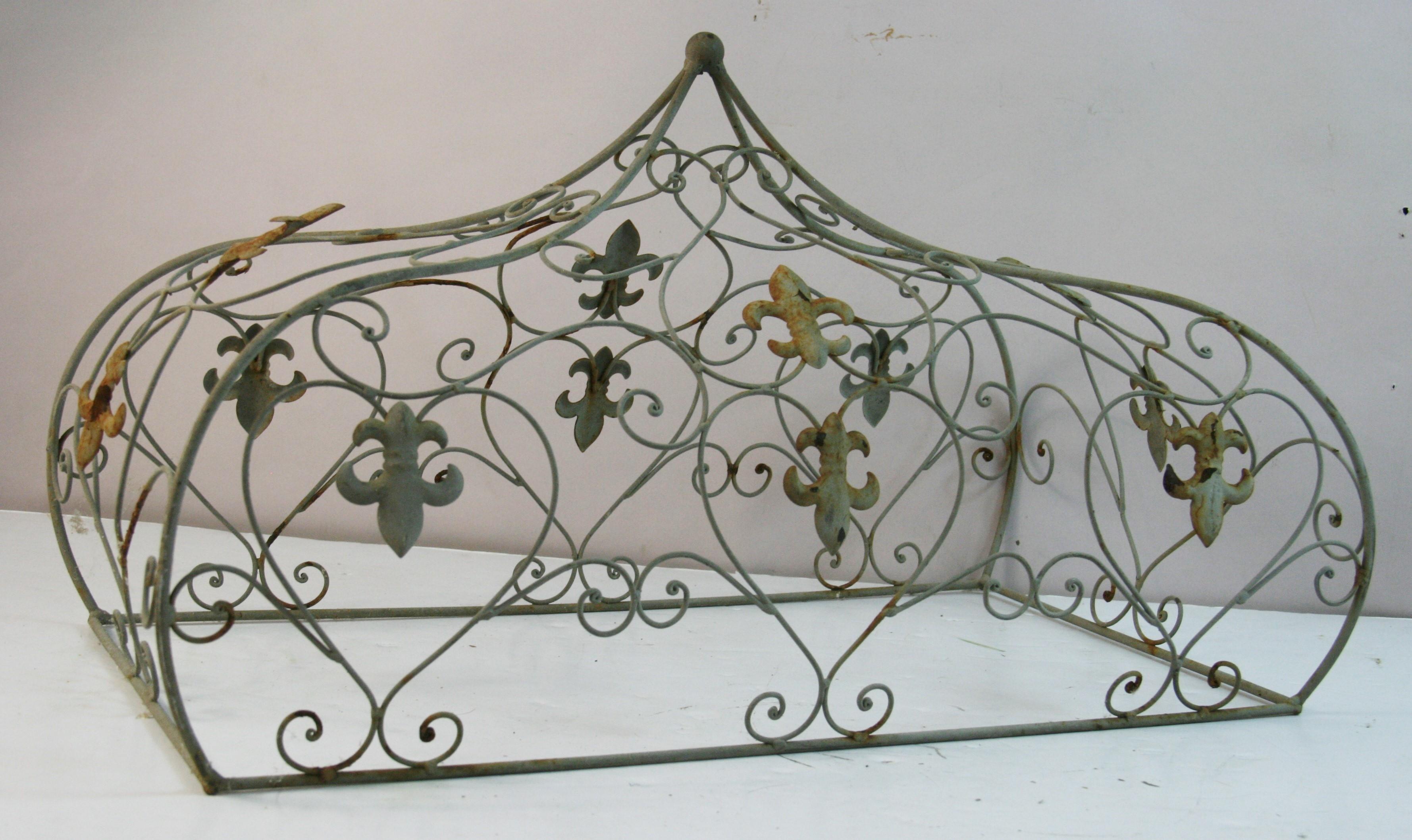 Elemento architettonico francese in metallo a cupola per giardino # 2 in vendita 3