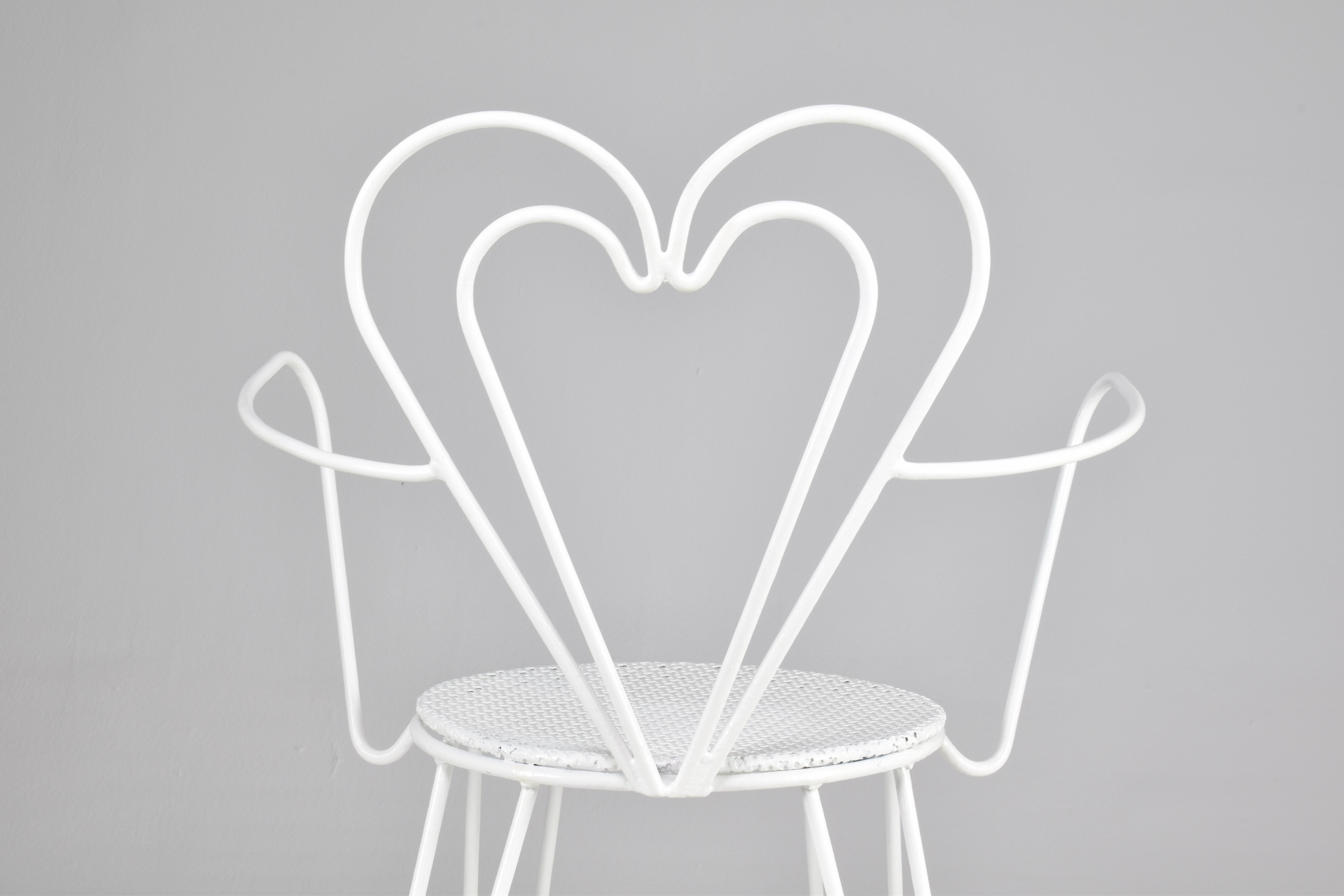 Mid-Century Modern French Metal Heart Chairs by Mathieu Matégot, 1950s For Sale